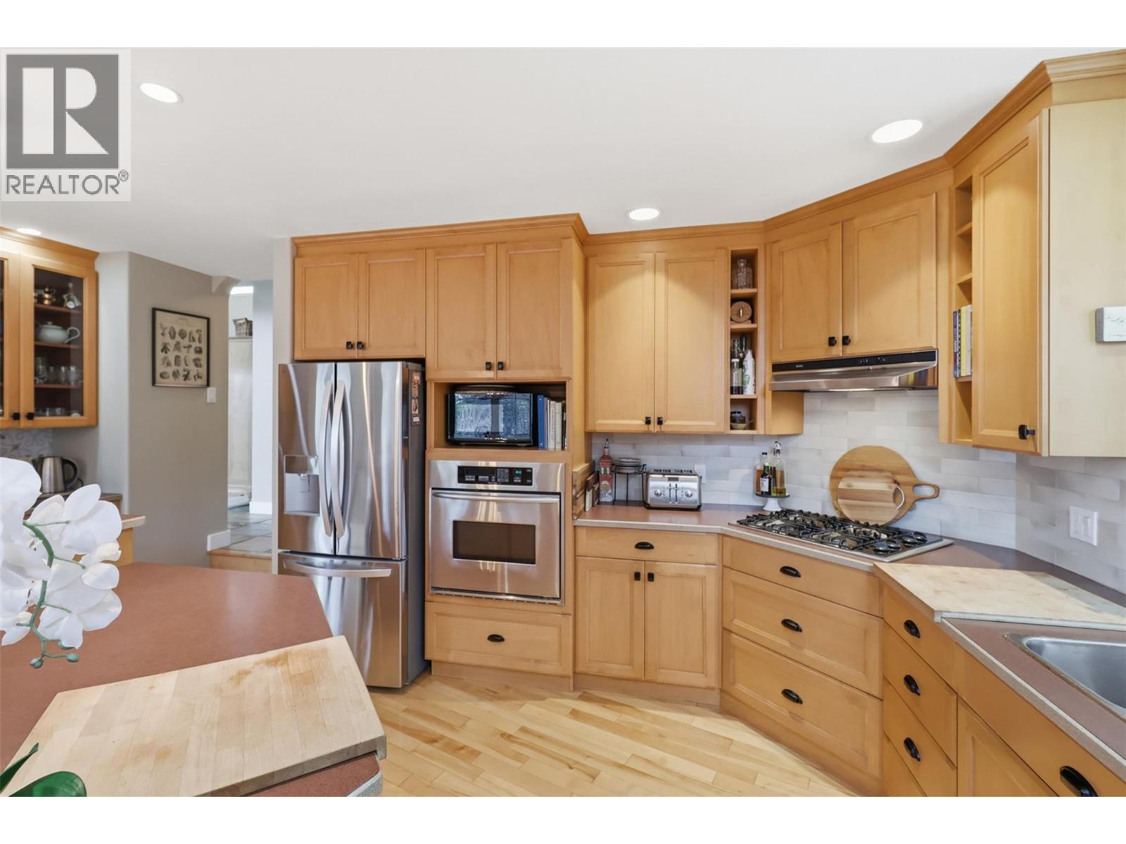 7 Chancellor Drive, Kamloops, British Columbia  V2E 2P1 - Photo 28 - 10381744