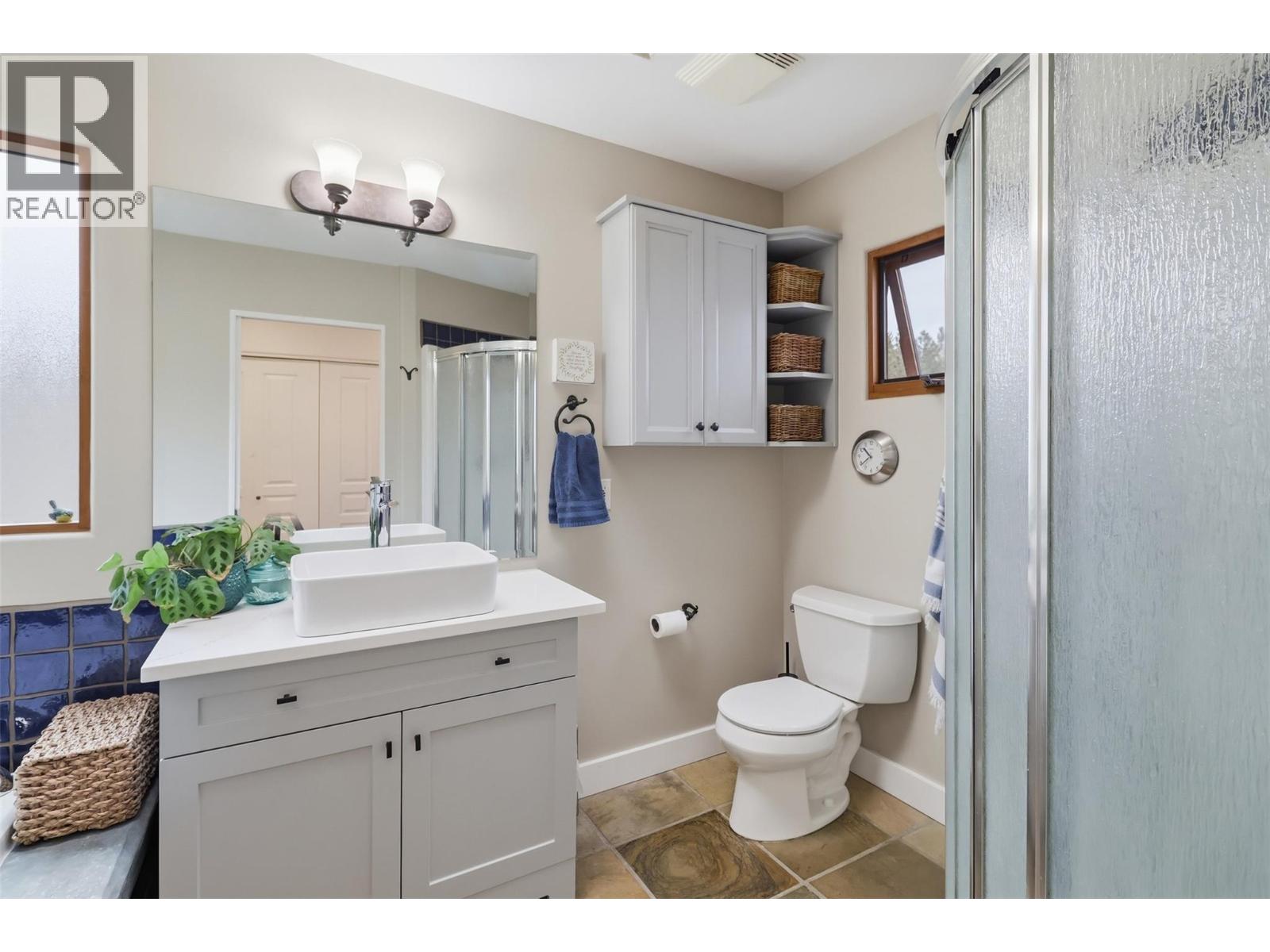 7 Chancellor Drive, Kamloops, British Columbia  V2E 2P1 - Photo 54 - 10381744