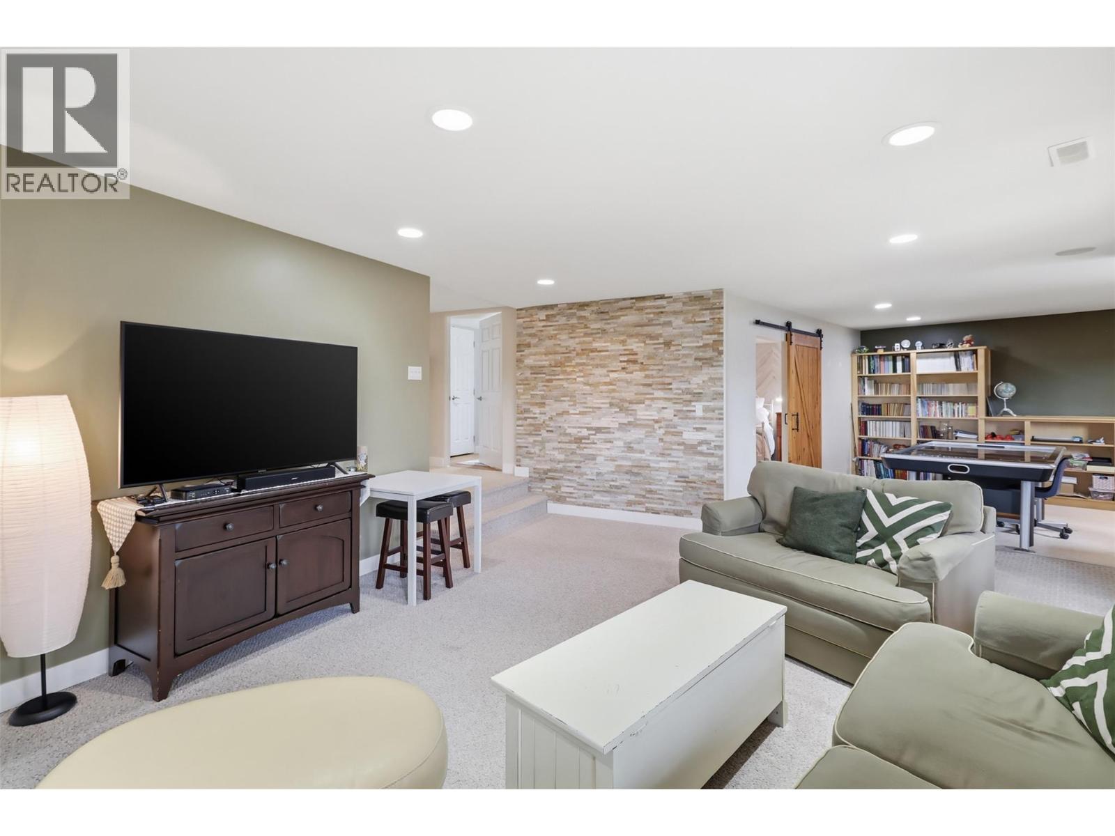 7 Chancellor Drive, Kamloops, British Columbia  V2E 2P1 - Photo 66 - 10381744