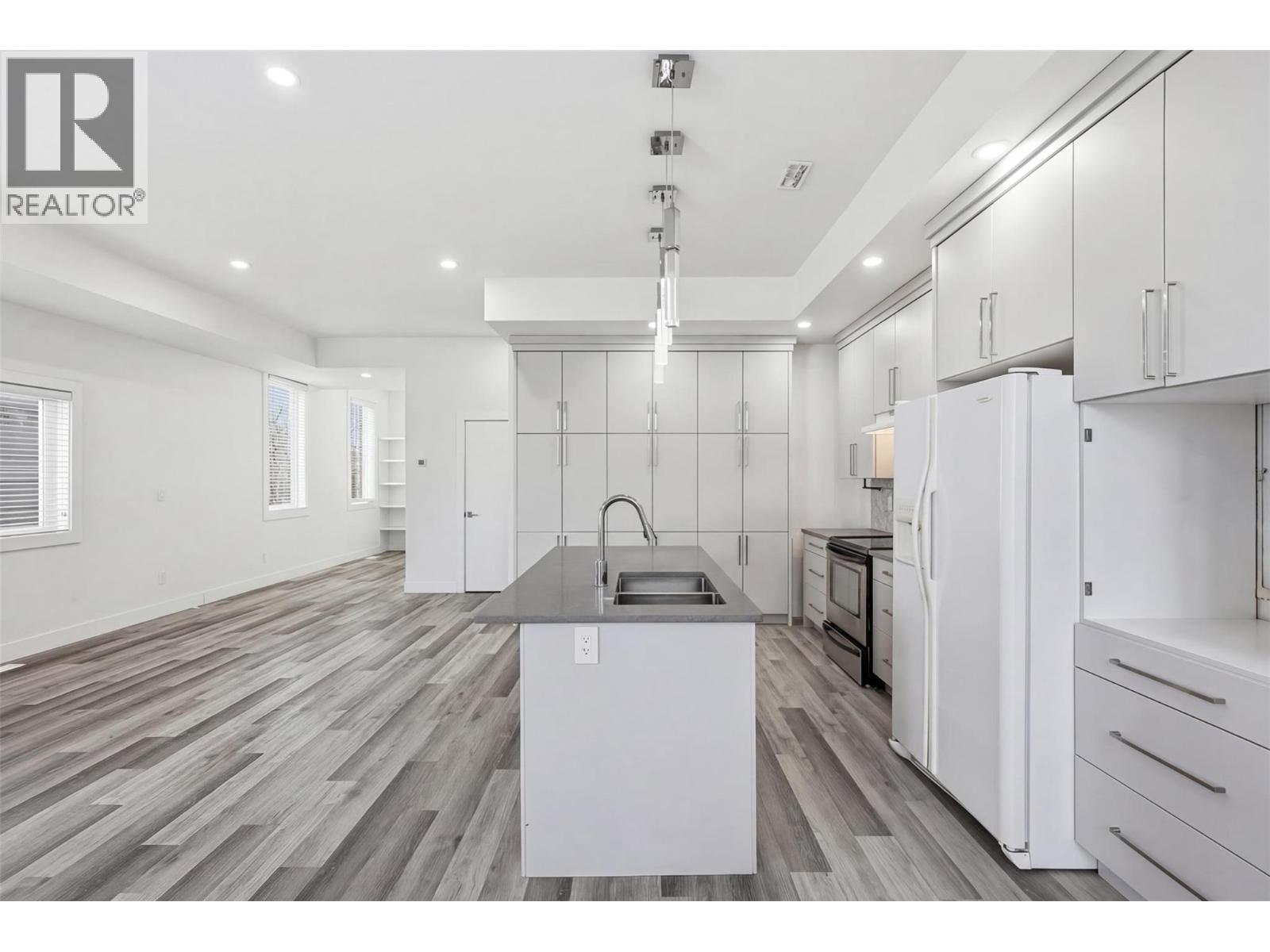 154 Williams Street, Kamloops, British Columbia  V2B 3Z6 - Photo 9 - 10382483