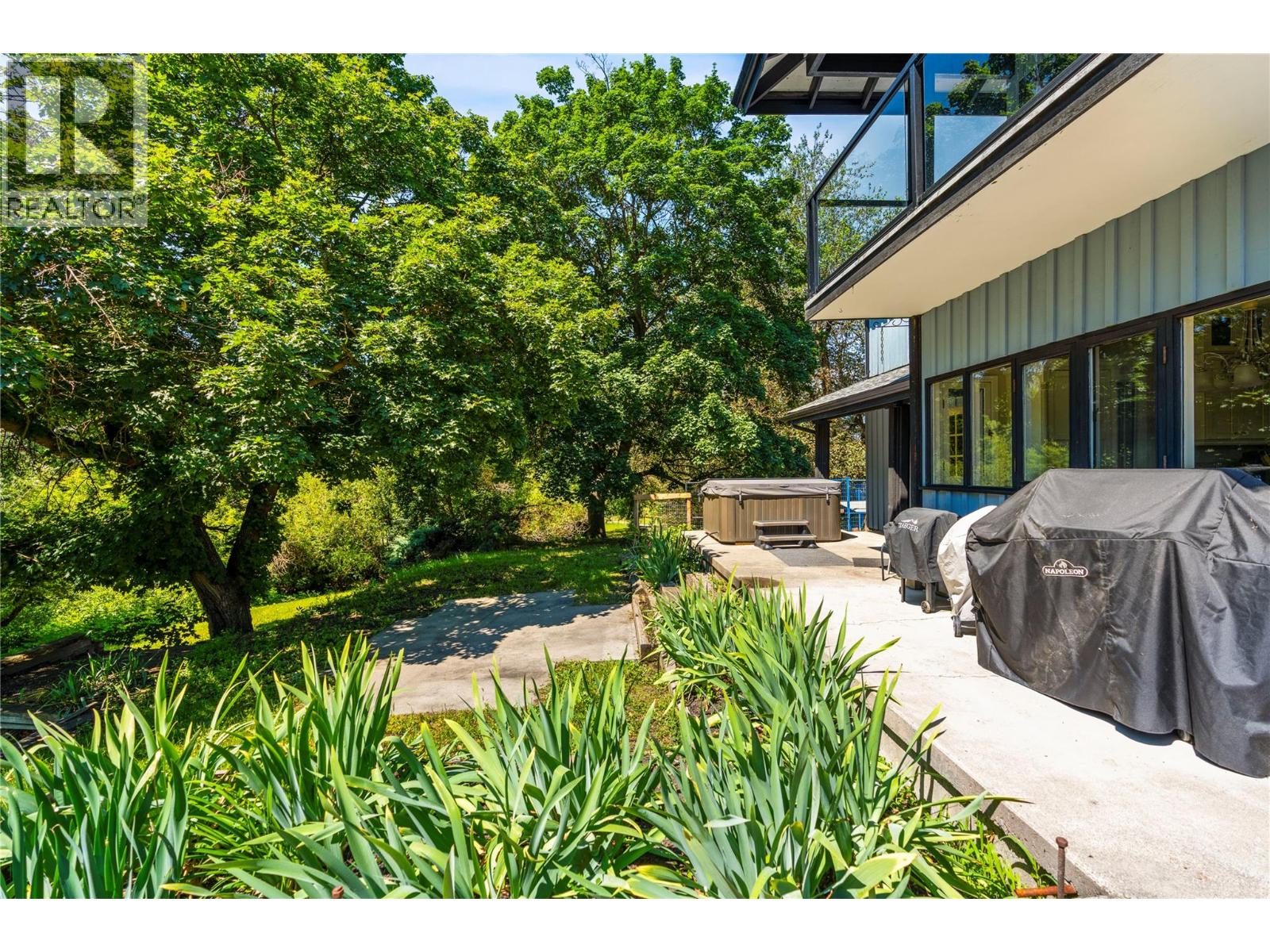 1451 Mountview Road, Vernon, British Columbia  V1B 3A5 - Photo 10 - 10382481