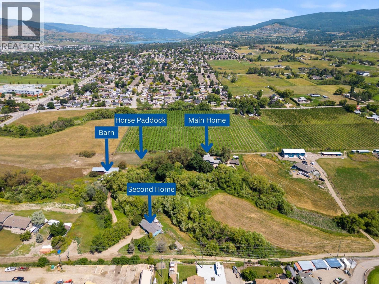 1451 Mountview Road, Vernon, British Columbia  V1B 3A5 - Photo 3 - 10382481