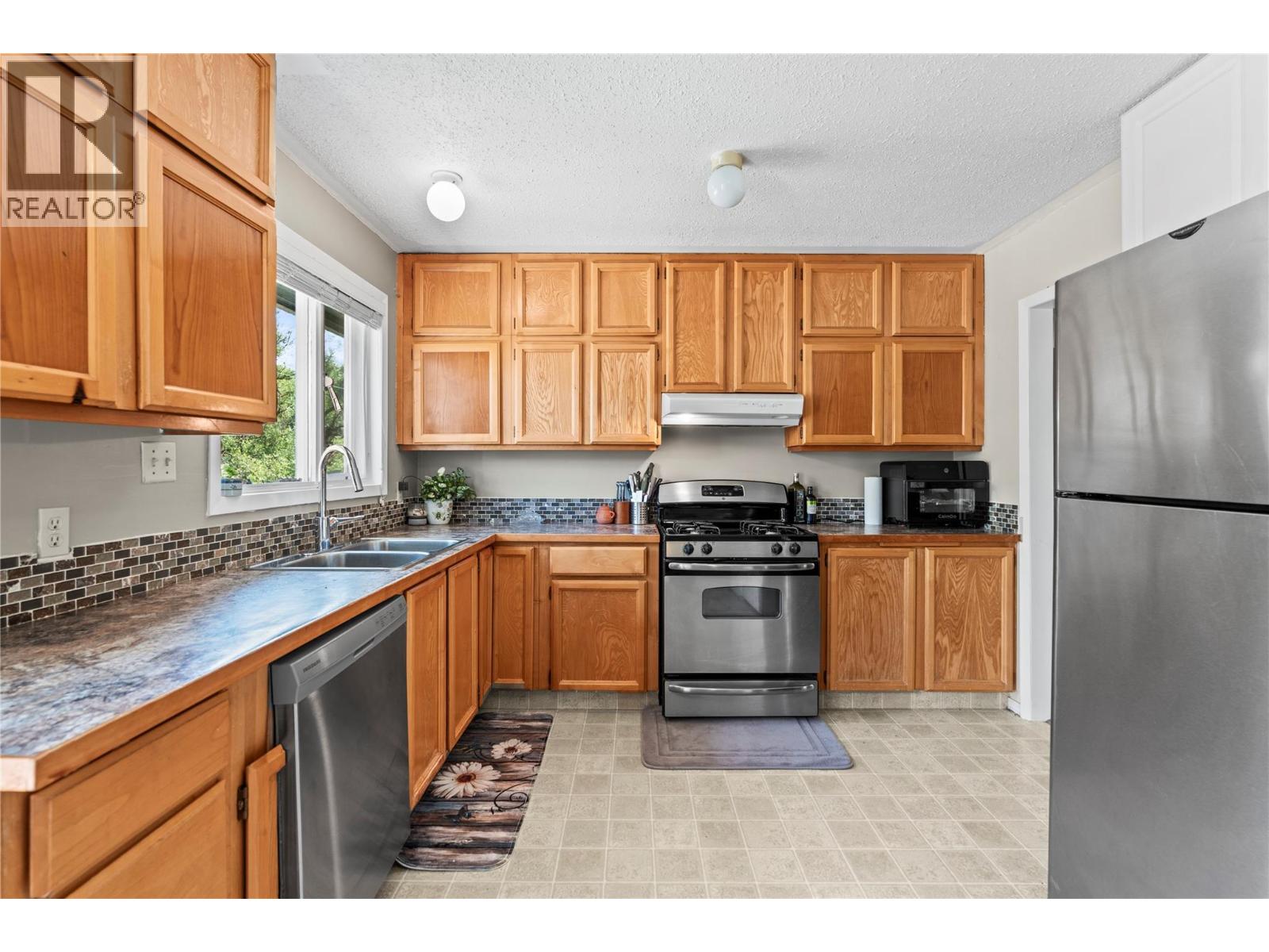 1451 Mountview Road, Vernon, British Columbia  V1B 3A5 - Photo 59 - 10382481