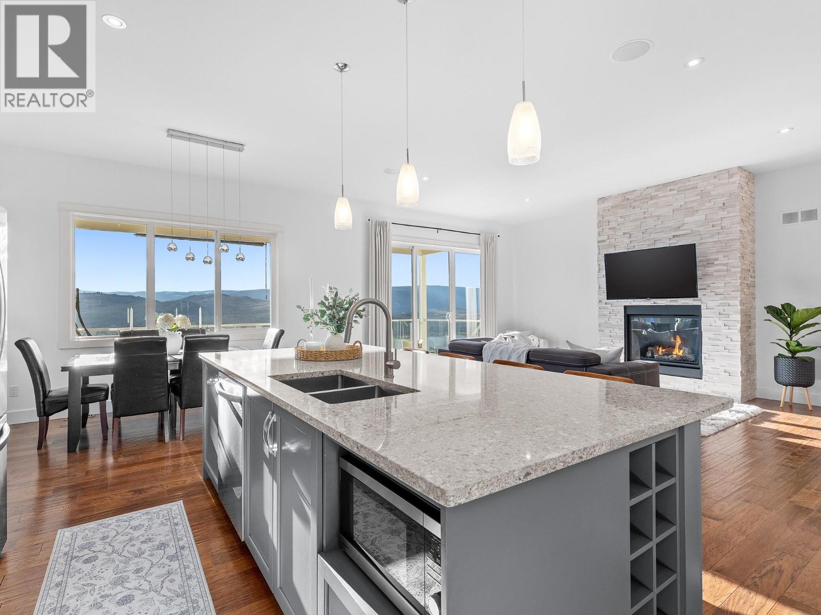 6666 Blackcomb Way, Vernon, British Columbia  V1B 0A2 - Photo 19 - 10382190