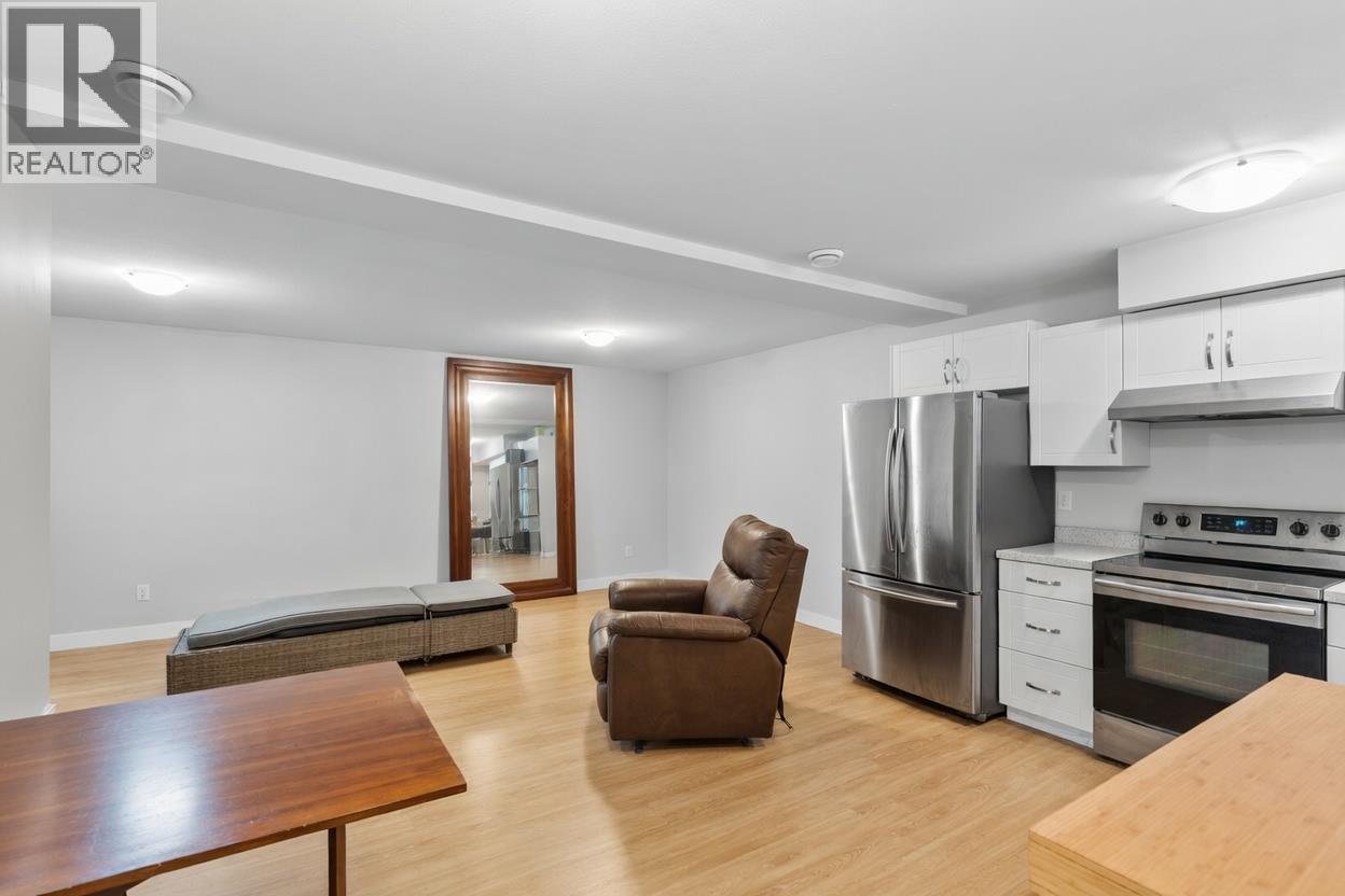 6666 Blackcomb Way, Vernon, British Columbia  V1B 0A2 - Photo 66 - 10382190