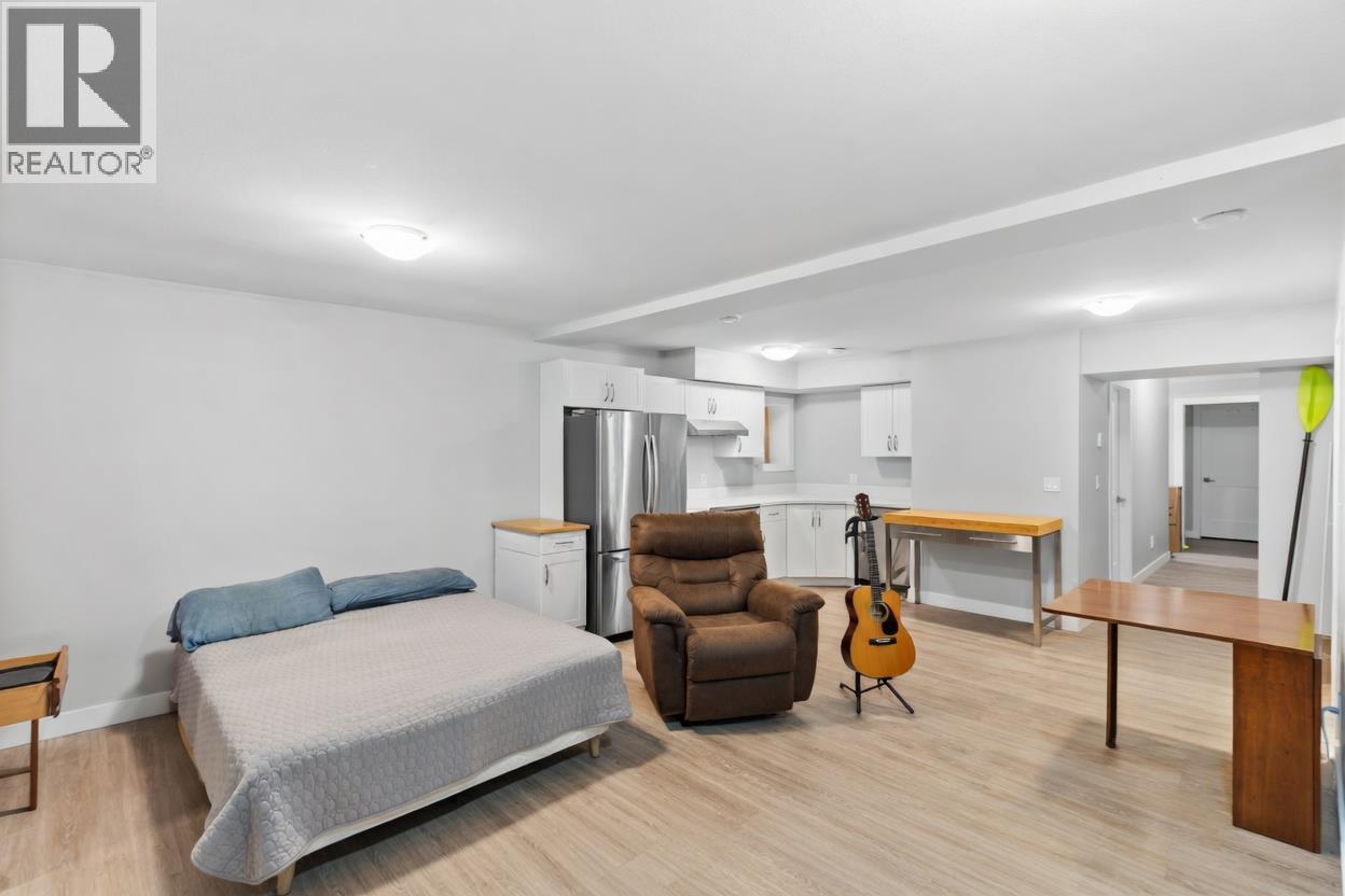 6666 Blackcomb Way, Vernon, British Columbia  V1B 0A2 - Photo 67 - 10382190