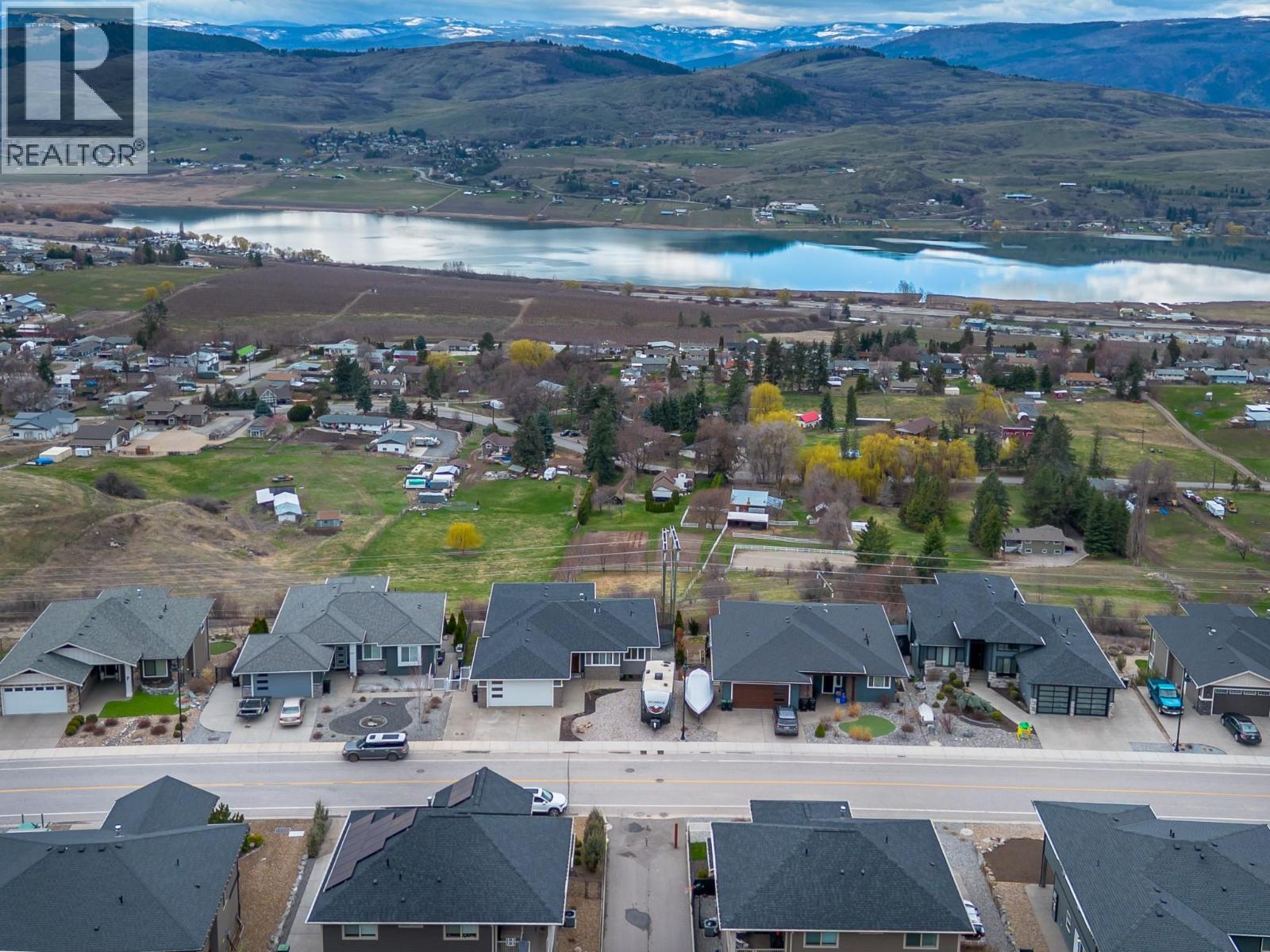 6666 Blackcomb Way, Vernon, British Columbia  V1B 0A2 - Photo 80 - 10382190