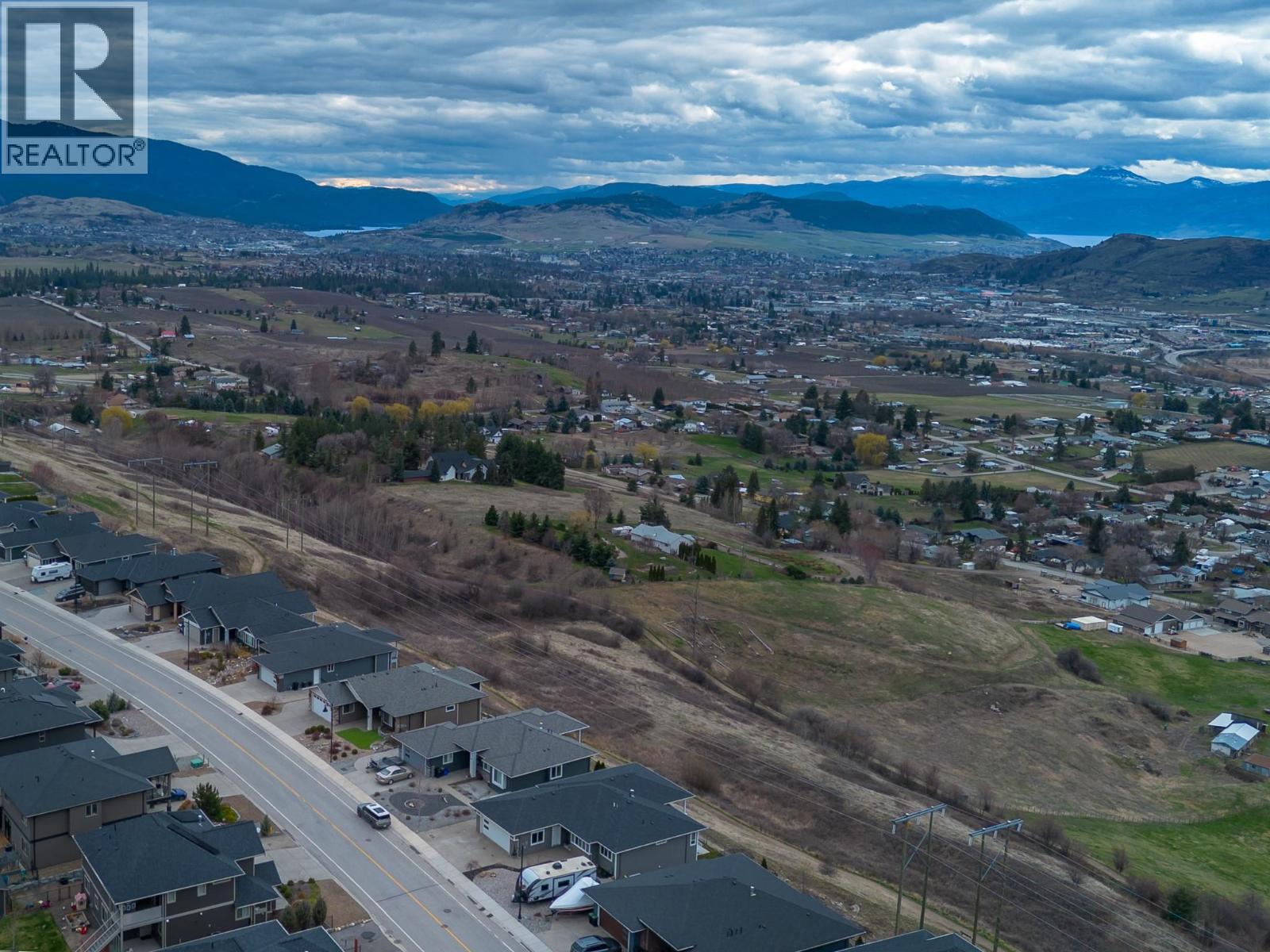 6666 Blackcomb Way, Vernon, British Columbia  V1B 0A2 - Photo 81 - 10382190