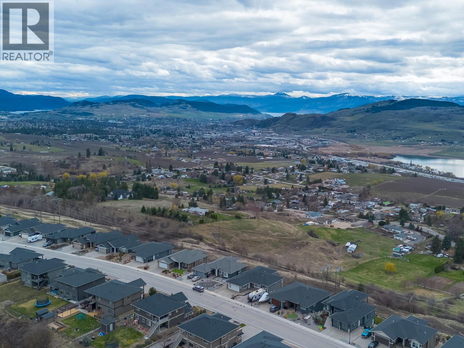 6666 Blackcomb Way, Vernon, British Columbia  V1B 0A2 - Photo 85 - 10382190