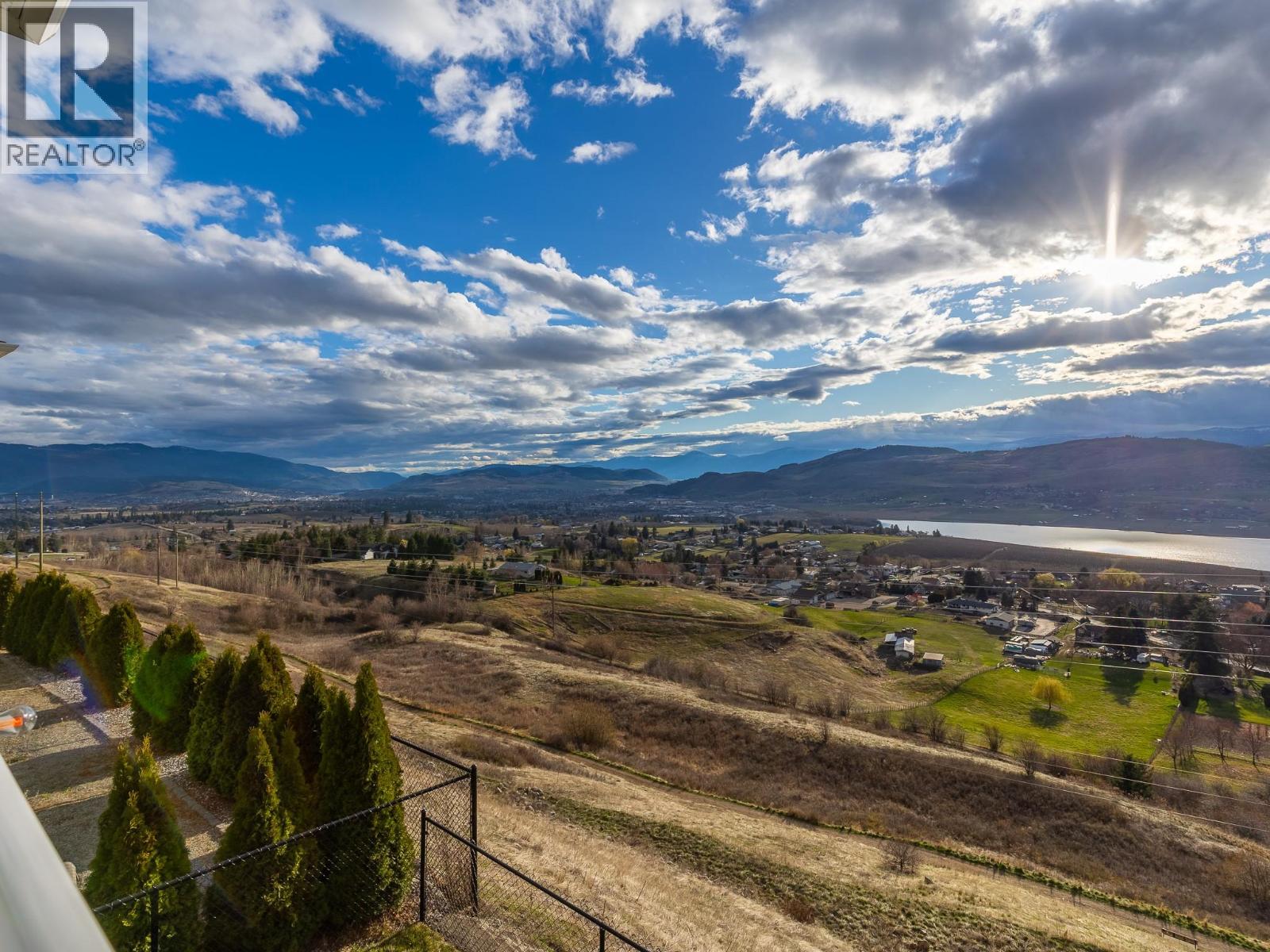 6666 Blackcomb Way, Vernon, British Columbia  V1B 0A2 - Photo 87 - 10382190