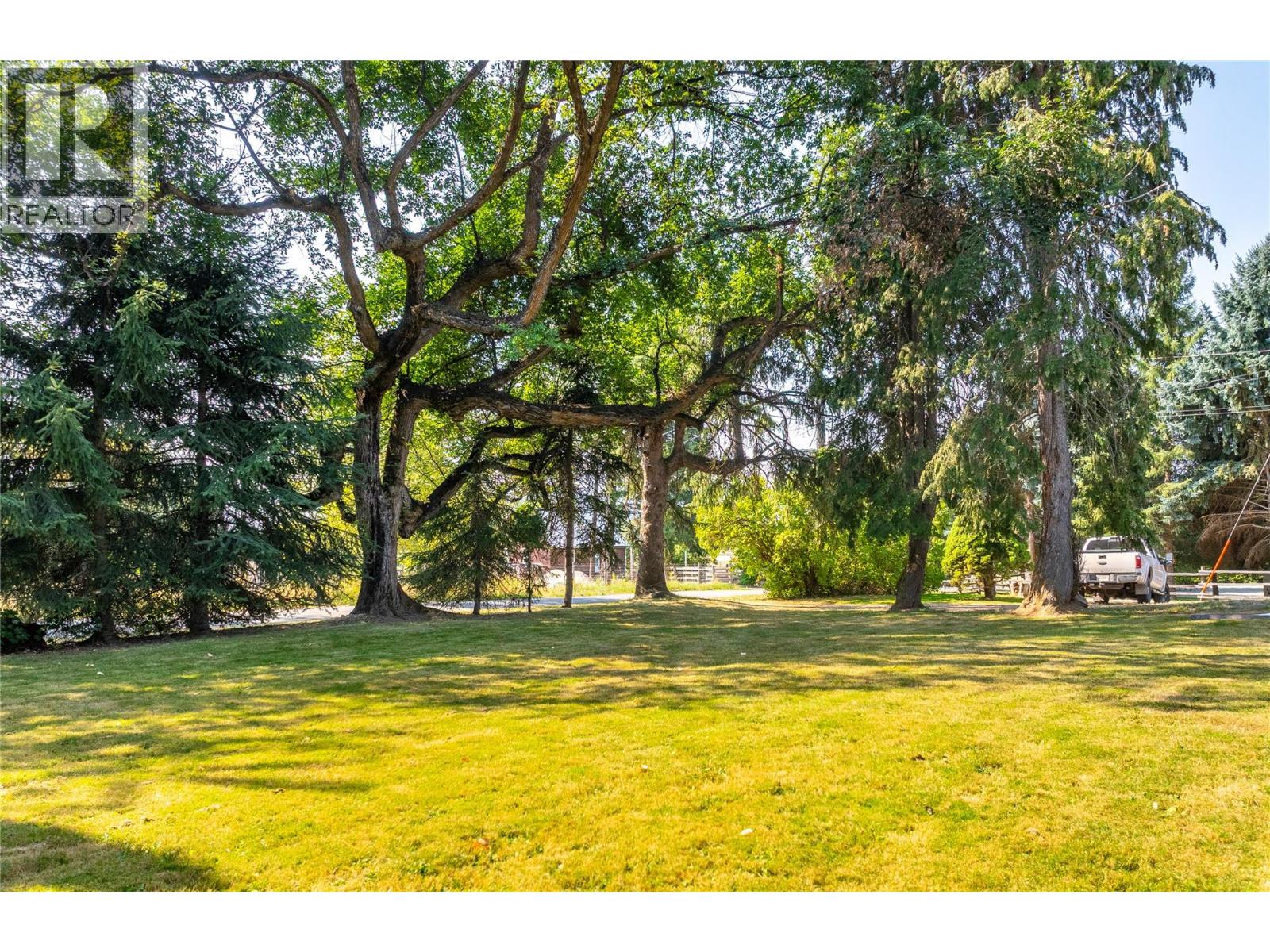 4580 44th Street, Canyon, British Columbia  V0B 1C1 - Photo 17 - 10382488