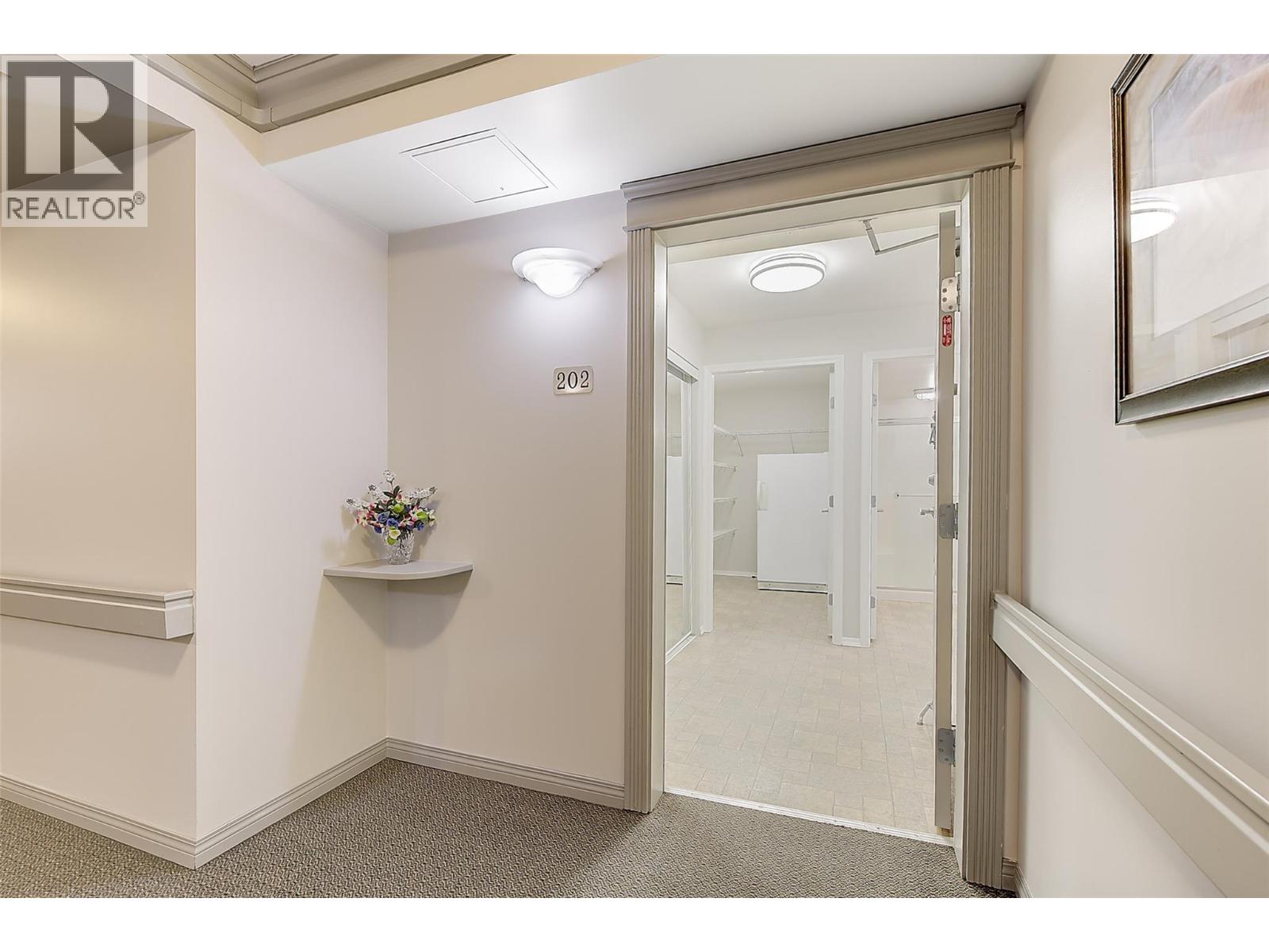 265 Froelich Road Unit# 202, Kelowna, British Columbia  V1X 3M6 - Photo 3 - 10382276