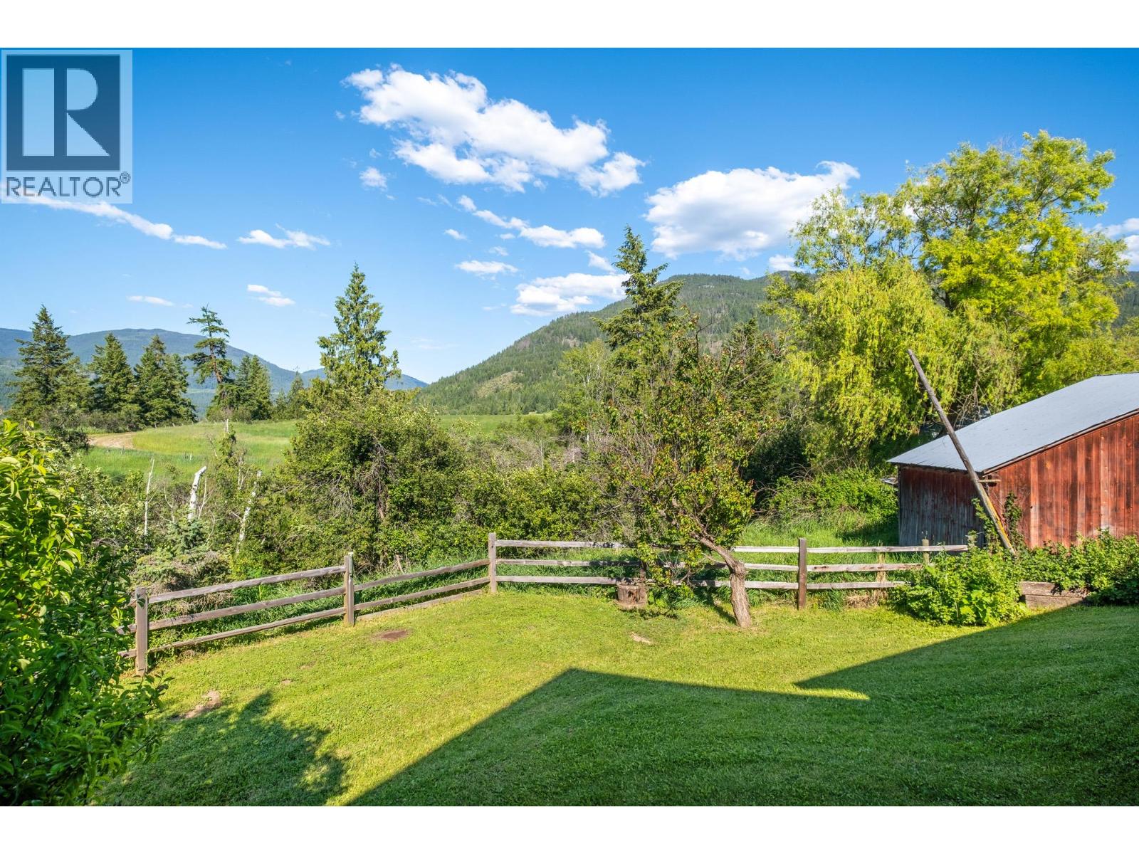 850 Fortune Road, Spallumcheen, British Columbia  V0E 1V0 - Photo 47 - 10381900