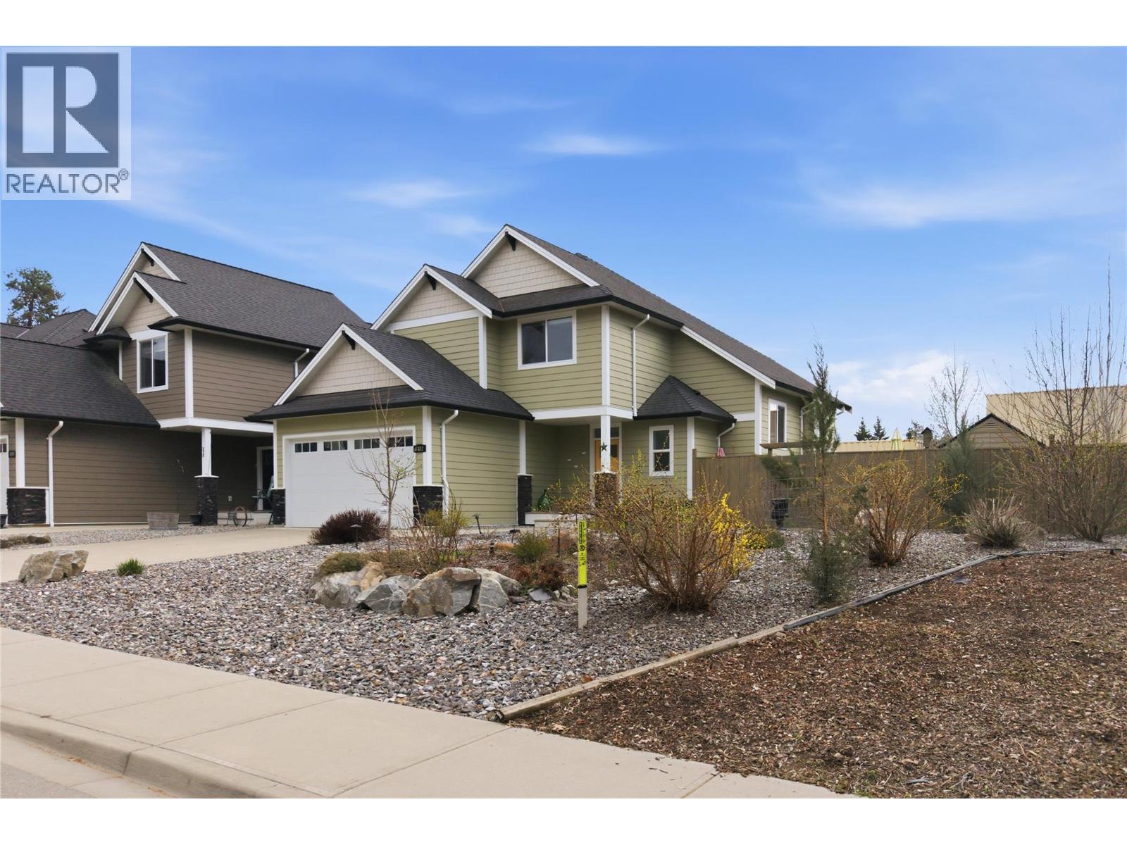 1812 50 Avenue, Vernon, British Columbia  V1T 4E8 - Photo 1 - 10382213