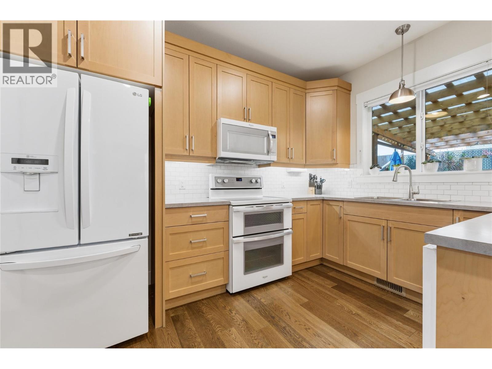 1812 50 Avenue, Vernon, British Columbia  V1T 4E8 - Photo 11 - 10382213