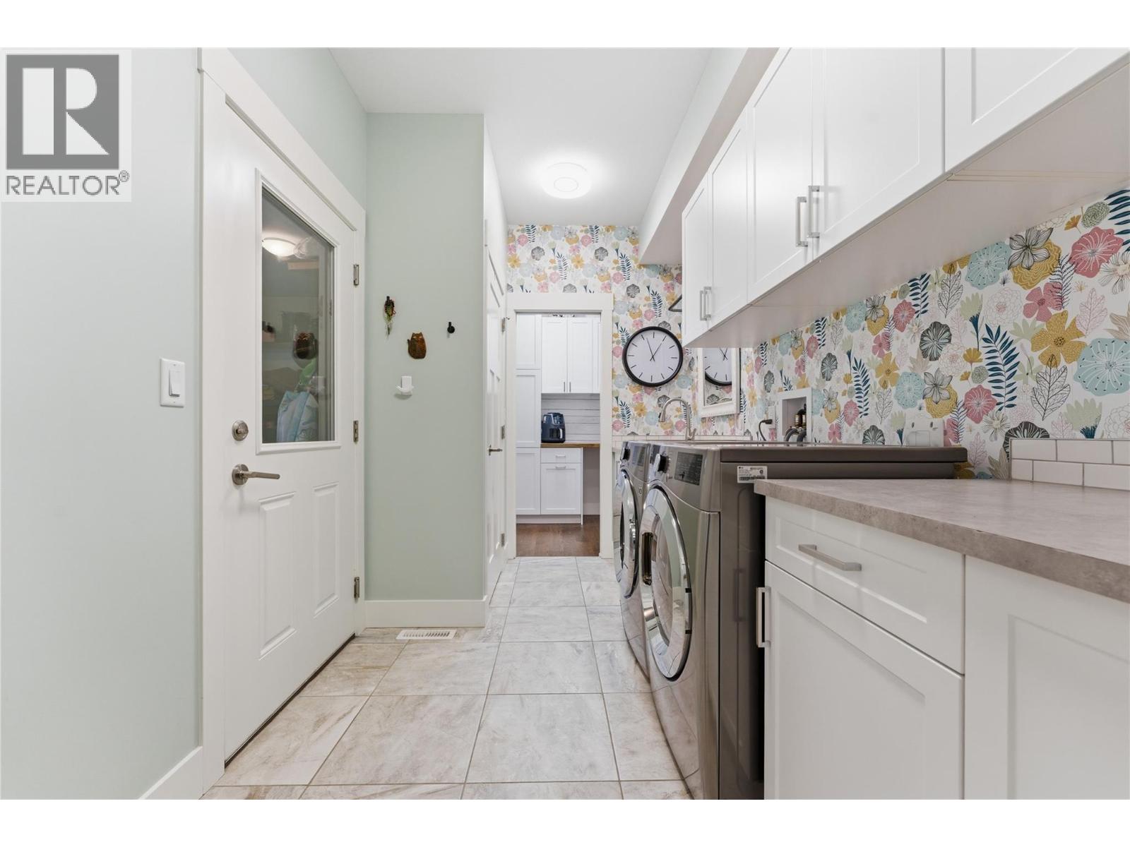 1812 50 Avenue, Vernon, British Columbia  V1T 4E8 - Photo 6 - 10382213