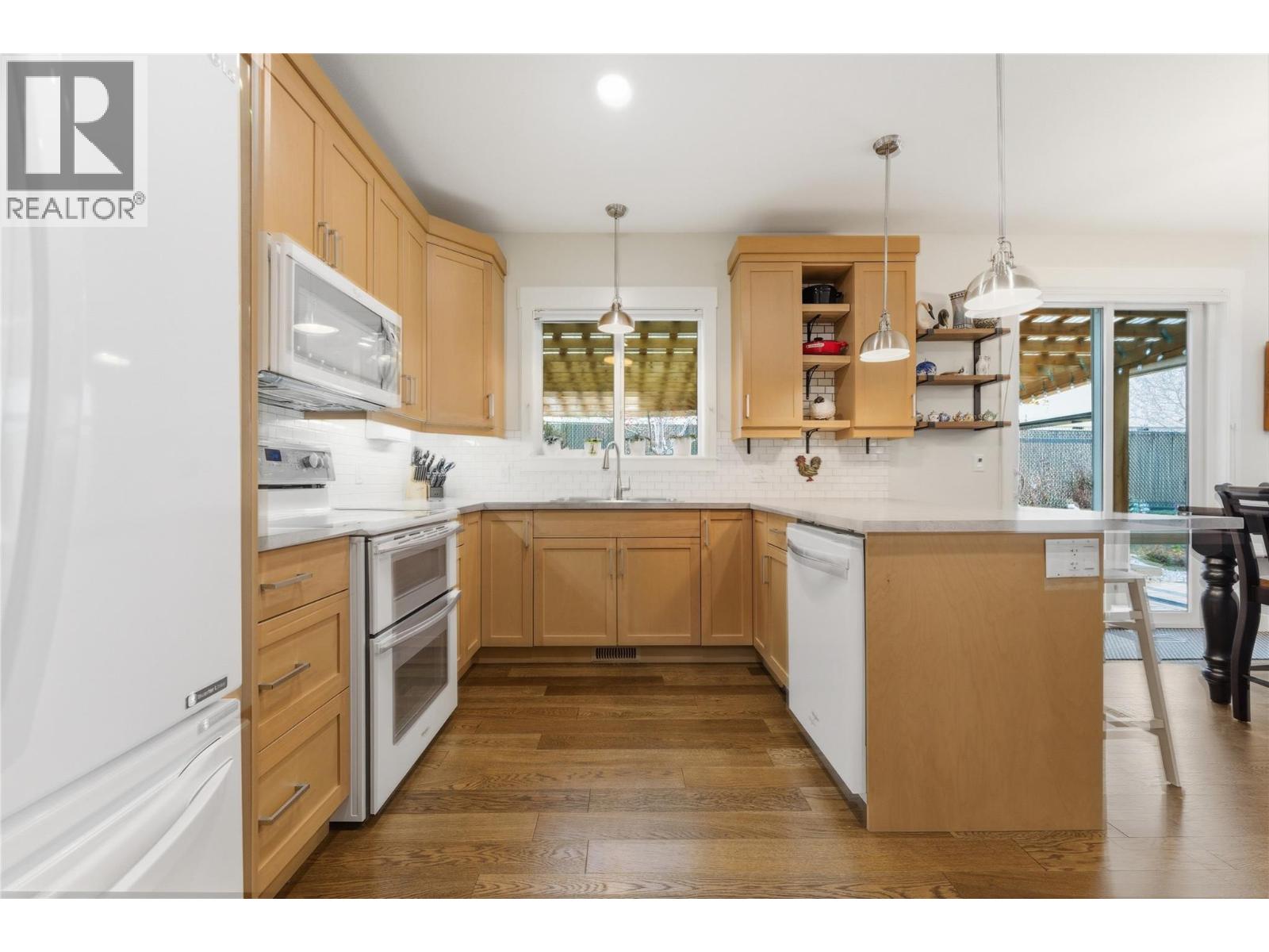 1812 50 Avenue, Vernon, British Columbia  V1T 4E8 - Photo 9 - 10382213