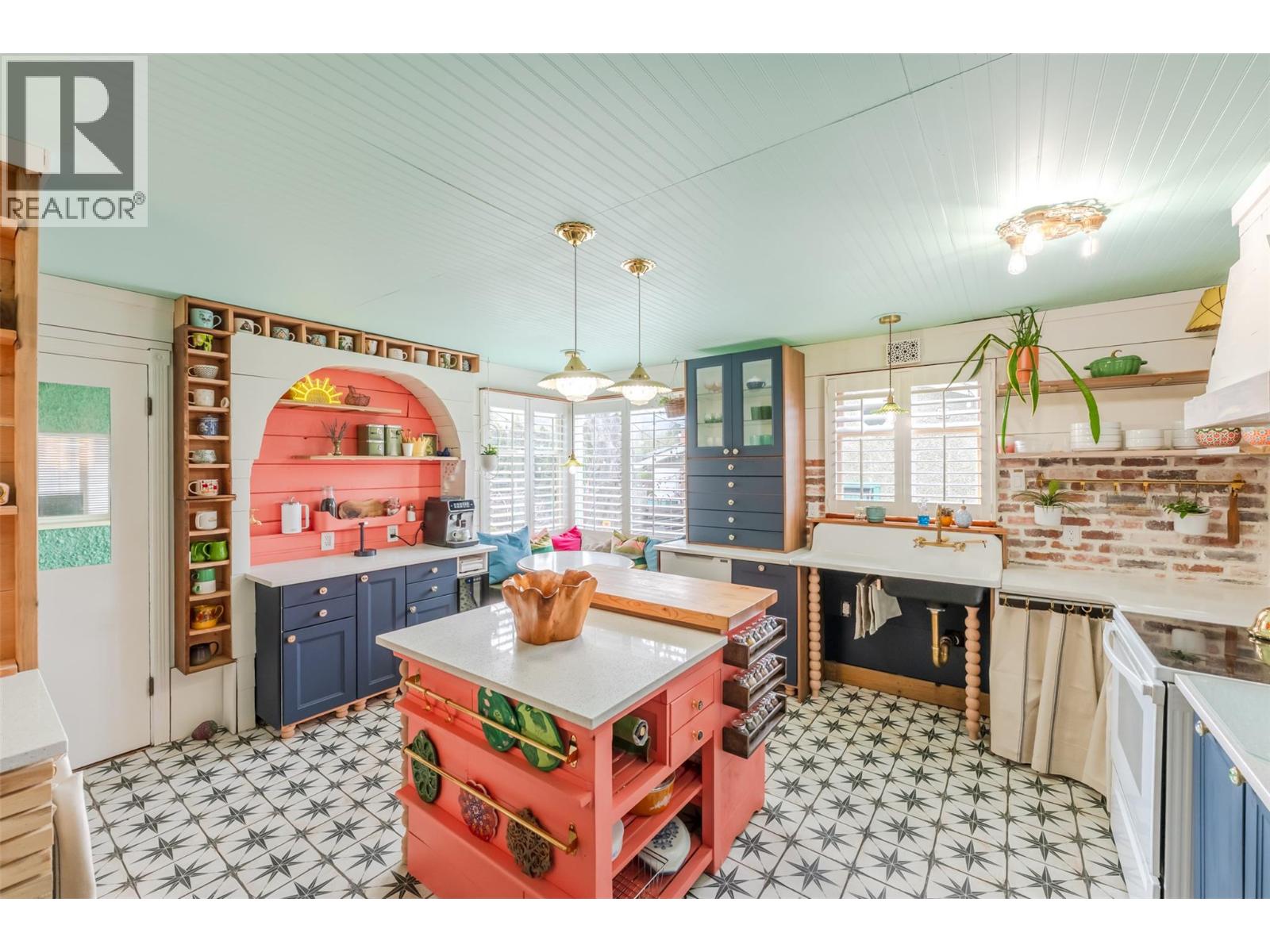 100 Huth Avenue, Penticton, British Columbia  V2A 2Z9 - Photo 27 - 10380171