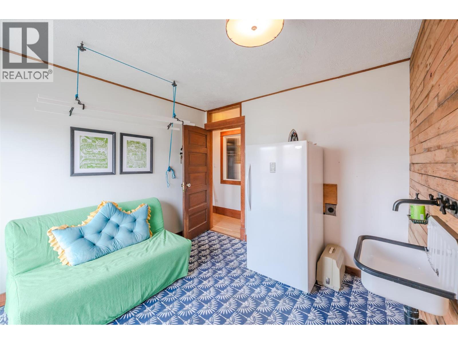 100 Huth Avenue, Penticton, British Columbia  V2A 2Z9 - Photo 40 - 10380171