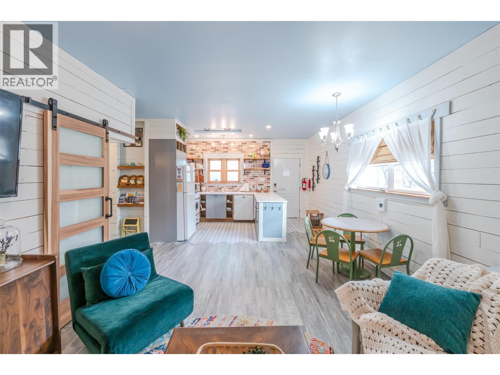 100 Huth Avenue, Penticton, British Columbia  V2A 2Z9 - Photo 50 - 10380171