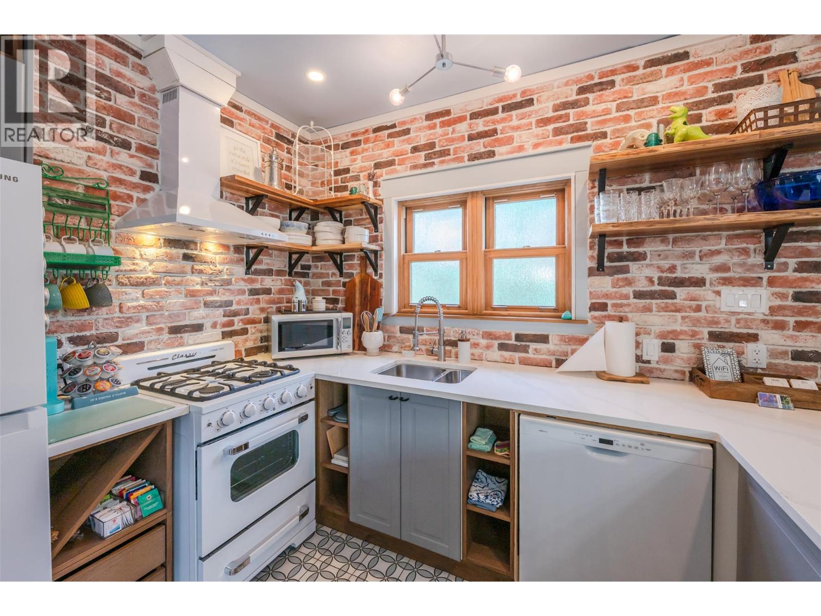 100 Huth Avenue, Penticton, British Columbia  V2A 2Z9 - Photo 54 - 10380171