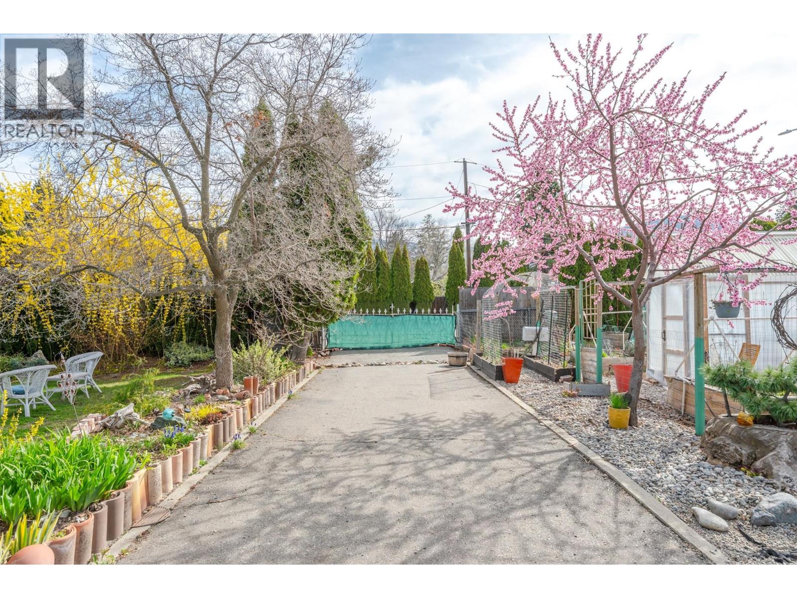 100 Huth Avenue, Penticton, British Columbia  V2A 2Z9 - Photo 75 - 10380171