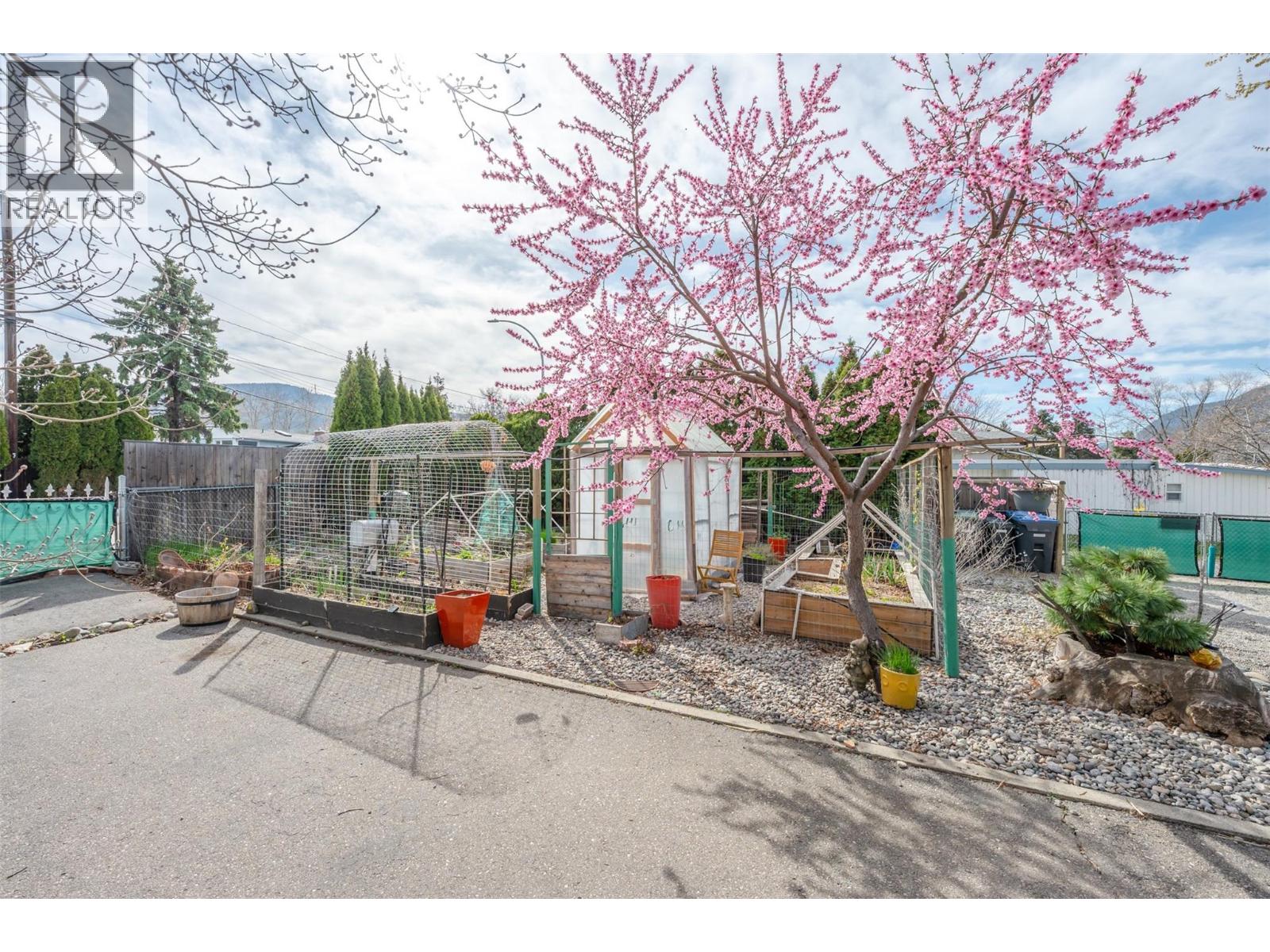 100 Huth Avenue, Penticton, British Columbia  V2A 2Z9 - Photo 77 - 10380171