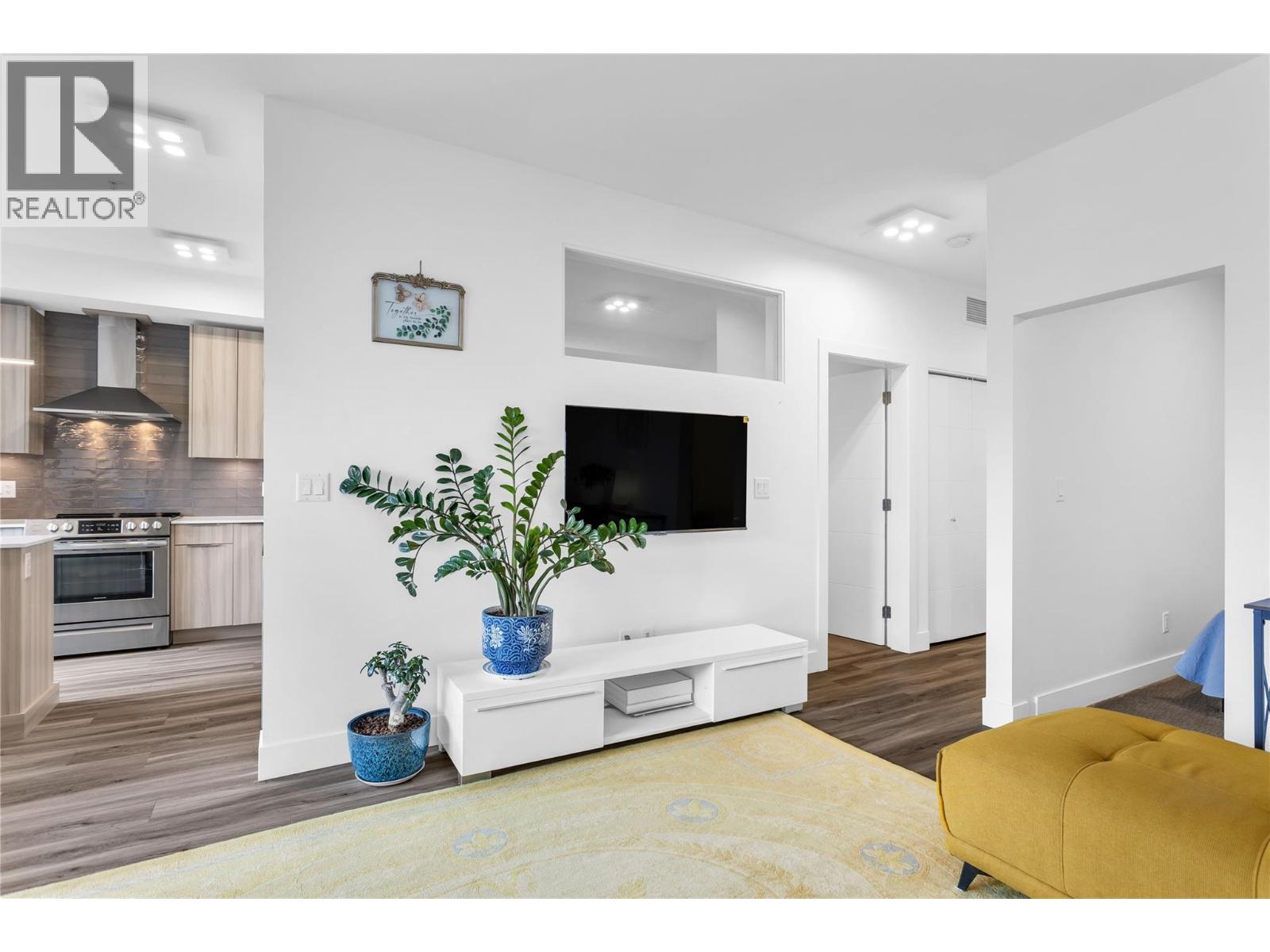 3634 Mission Springs Drive Unit# 404, Kelowna, British Columbia  V1W 0C9 - Photo 10 - 10382506