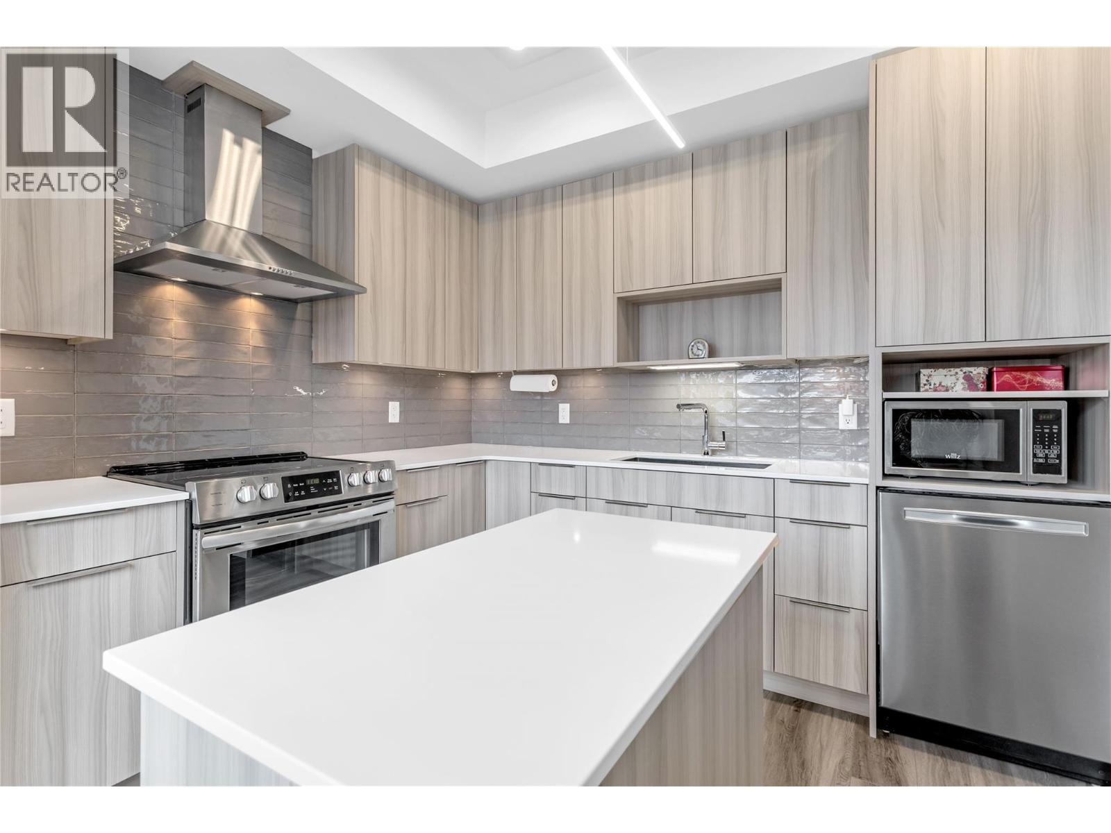 3634 Mission Springs Drive Unit# 404, Kelowna, British Columbia  V1W 0C9 - Photo 9 - 10382506