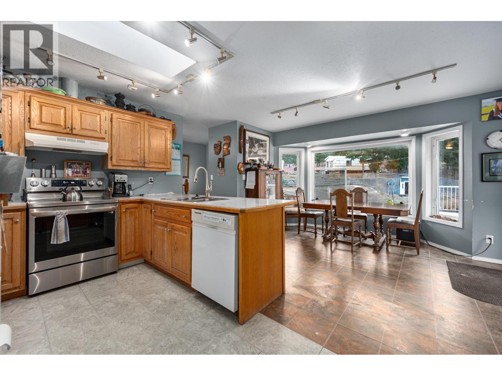 3816 Petit Creek Road, Merritt, British Columbia  V1K 1N8 - Photo 16 - 10382515