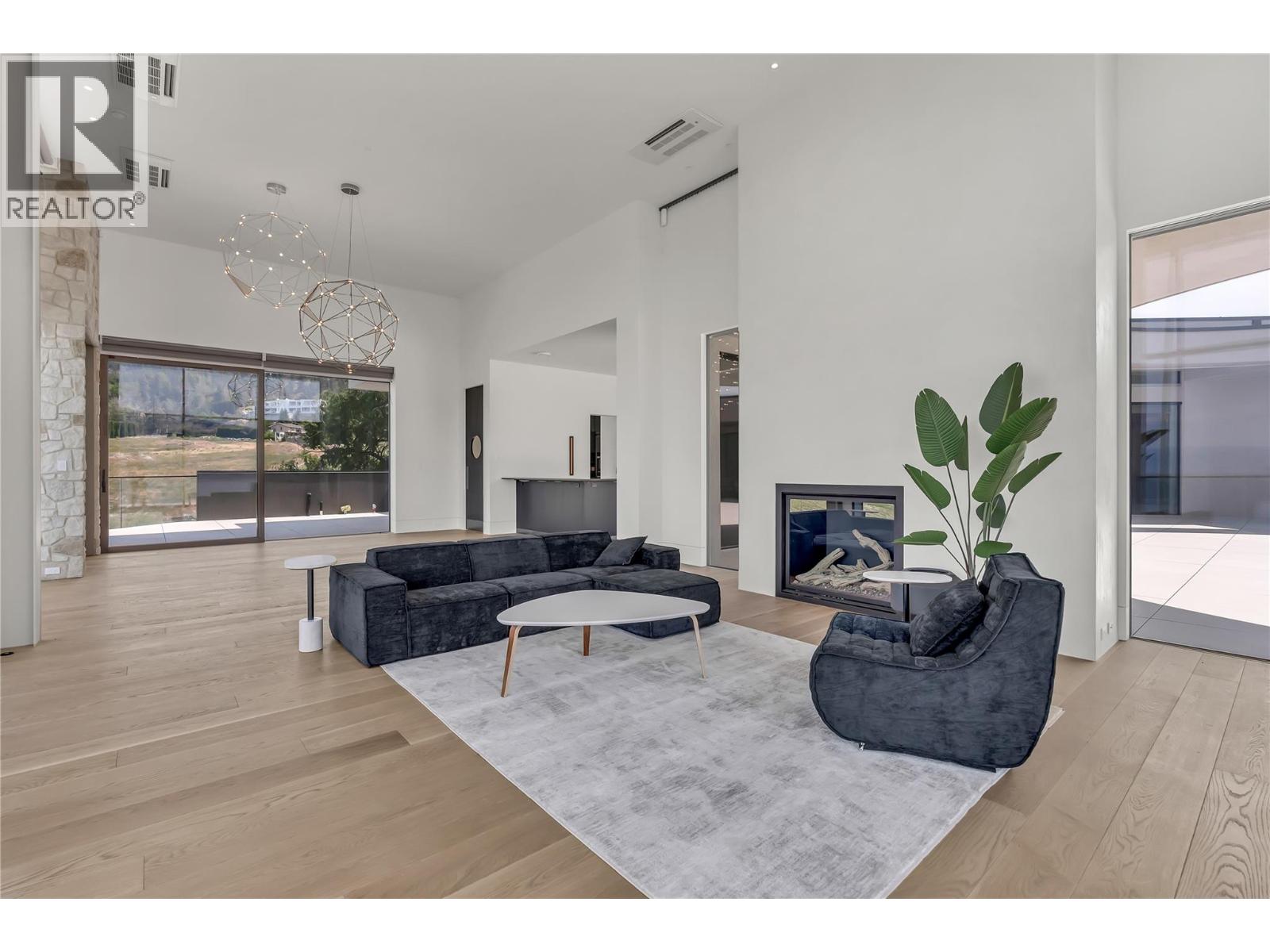 1675 Midland Road, Penticton, British Columbia  V2A 8T7 - Photo 6 - 10382353