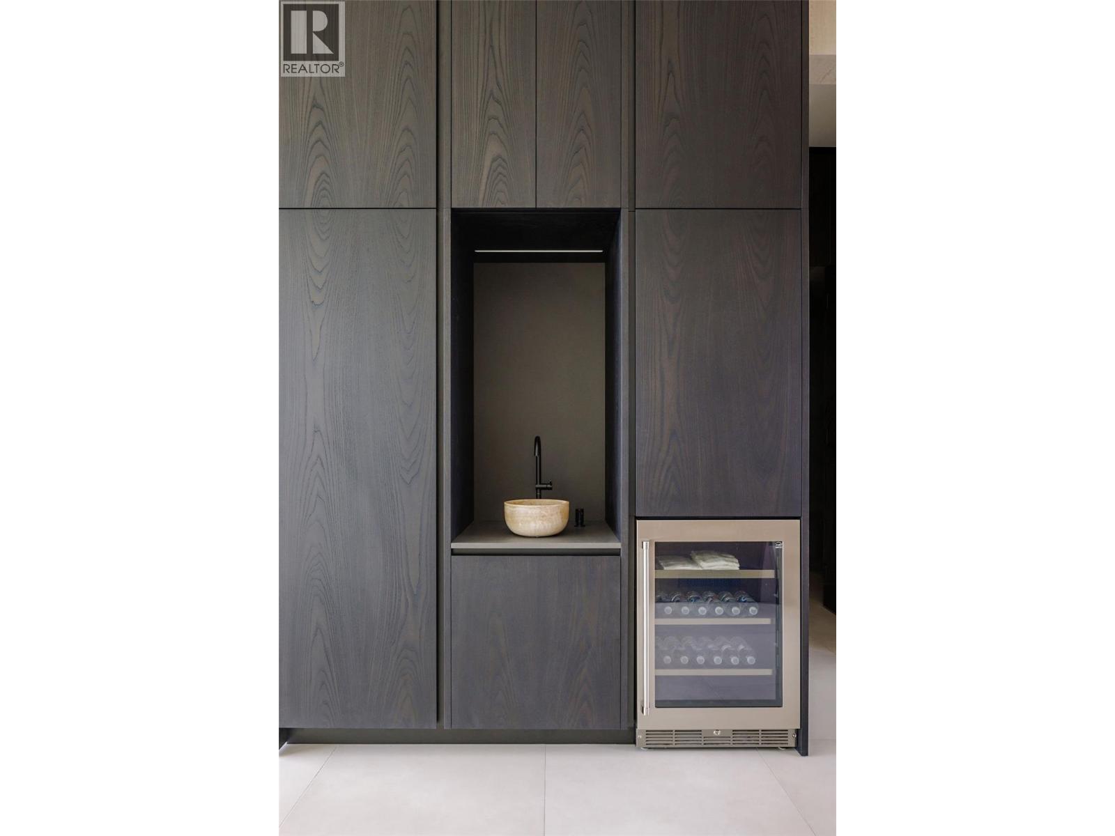 1675 Midland Road, Penticton, British Columbia  V2A 8T7 - Photo 32 - 10382463