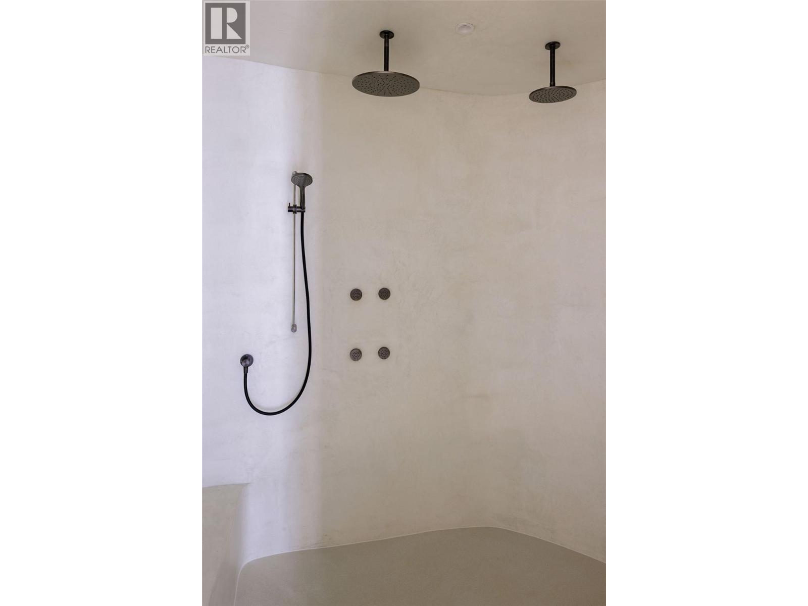 1675 Midland Road, Penticton, British Columbia  V2A 8T7 - Photo 38 - 10382463