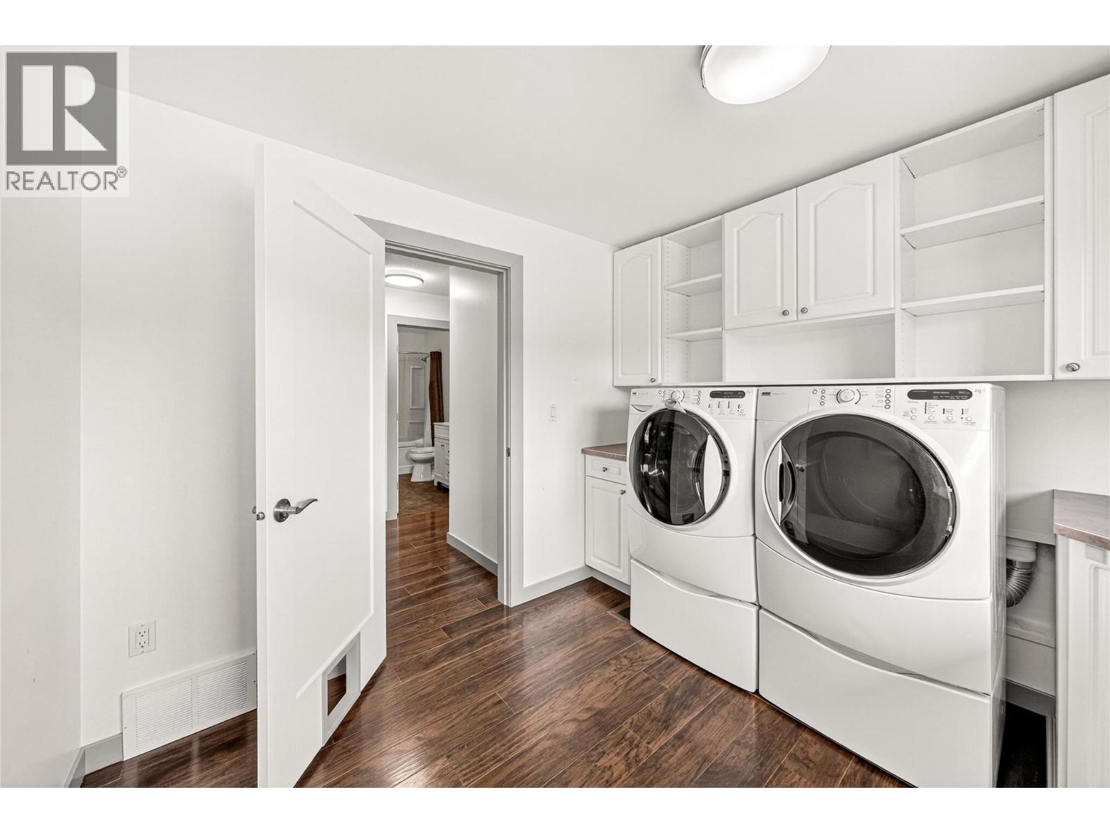 921 Alpine Way, Elkford, British Columbia  V0B 1H0 - Photo 29 - 10382434