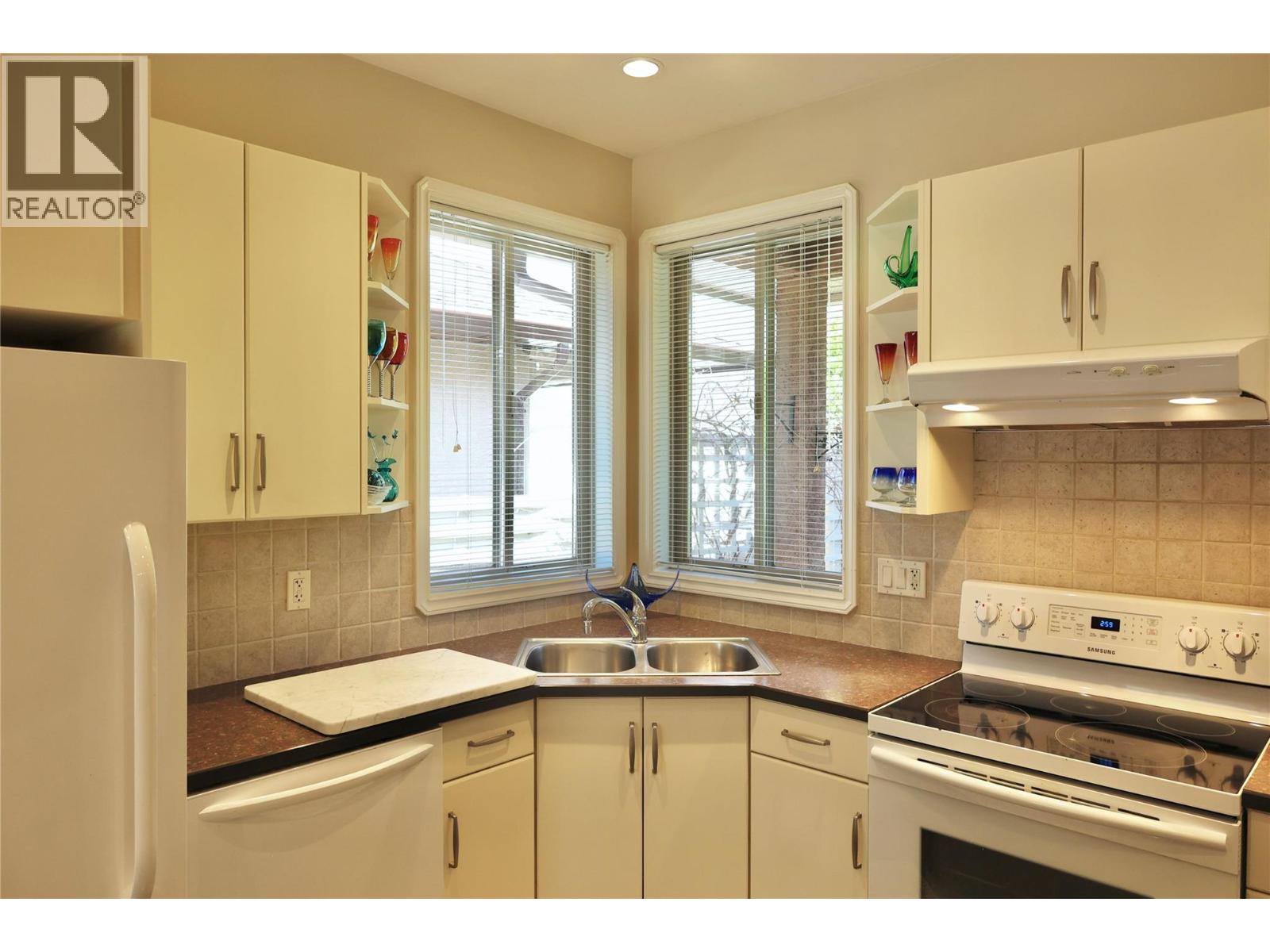 6651 Oxbow Crescent, Oliver, British Columbia  V0H 1T4 - Photo 17 - 10382282