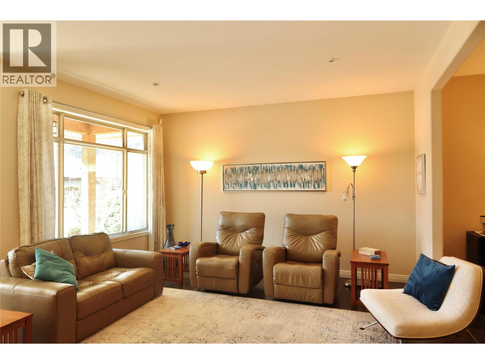 6651 Oxbow Crescent, Oliver, British Columbia  V0H 1T4 - Photo 6 - 10382282