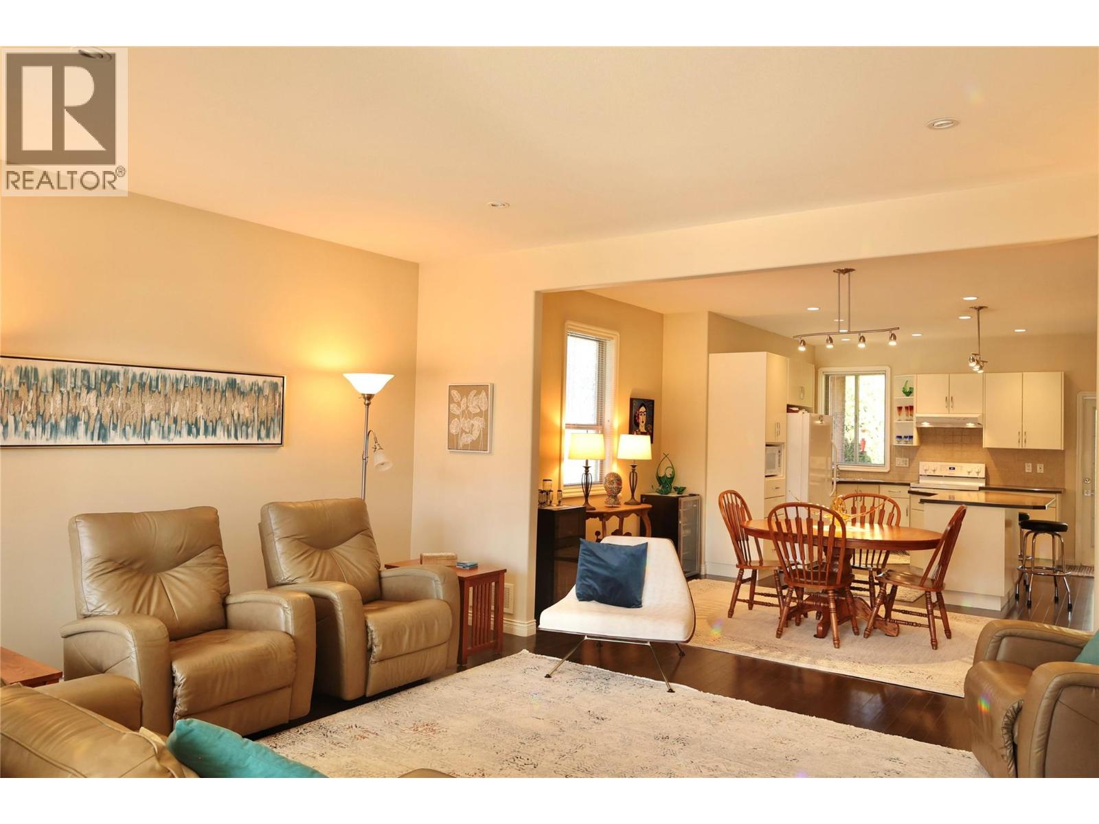 6651 Oxbow Crescent, Oliver, British Columbia  V0H 1T4 - Photo 7 - 10382282