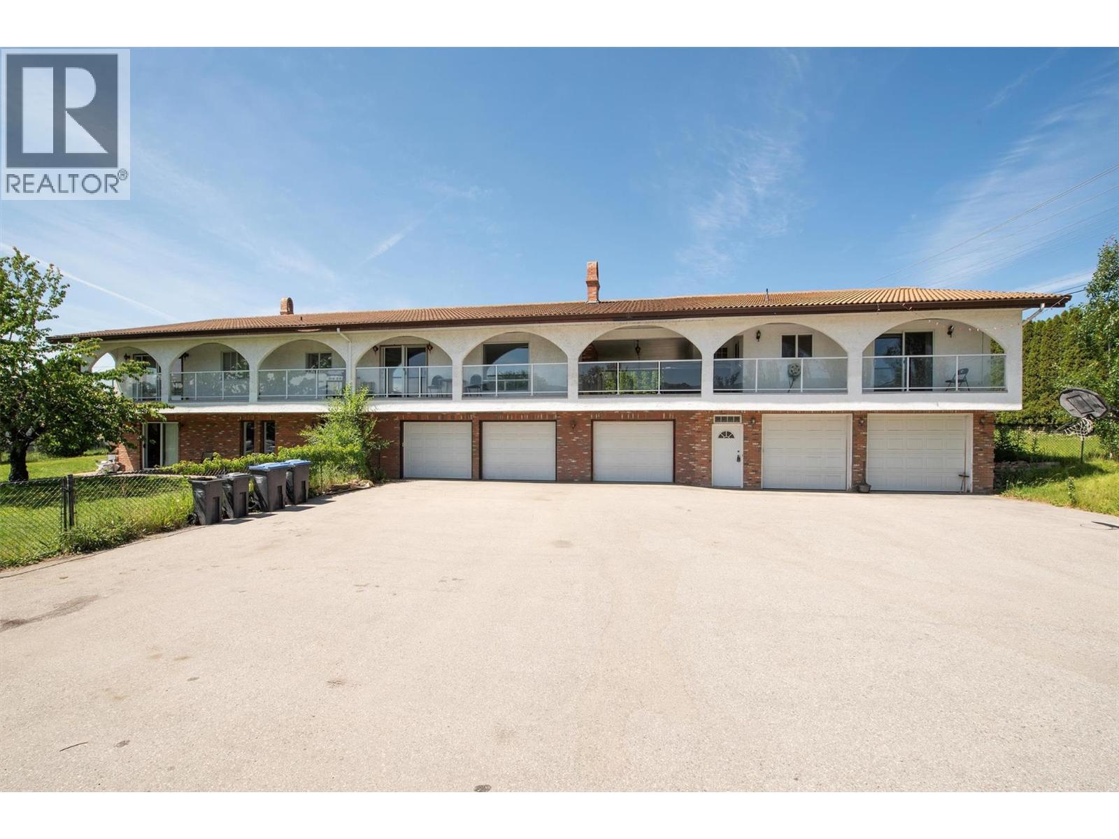 215 Arab Road, Kelowna, British Columbia  V1V 2G8 - Photo 3 - 10382249