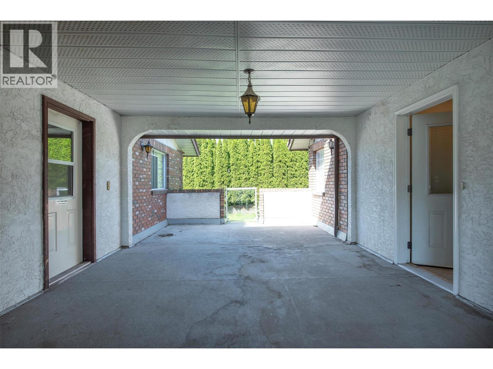 215 Arab Road, Kelowna, British Columbia  V1V 2G8 - Photo 33 - 10382249