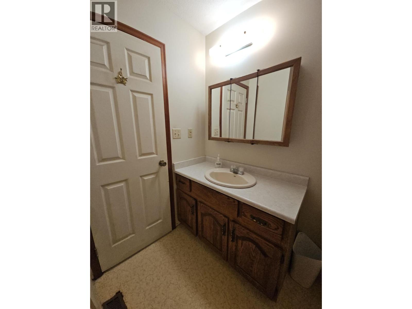 167 Sukunka Avenue, Tumbler Ridge, British Columbia  V0C 2W0 - Photo 33 - 10382523