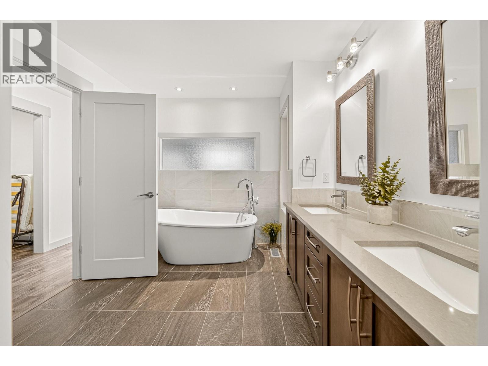 1687 Koocanusa Lake Drive, Lake Koocanusa, British Columbia  V0B 1T5 - Photo 44 - 10381322