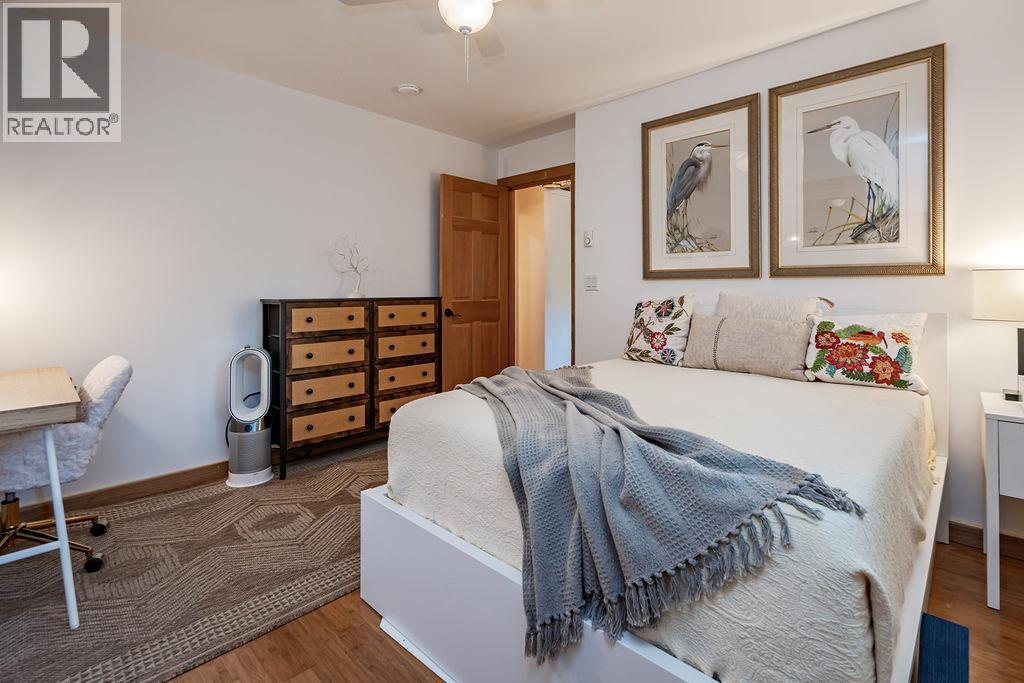 790 & 794 Lewis Road, Harrop, British Columbia  V1L 6P7 - Photo 23 - 10382068