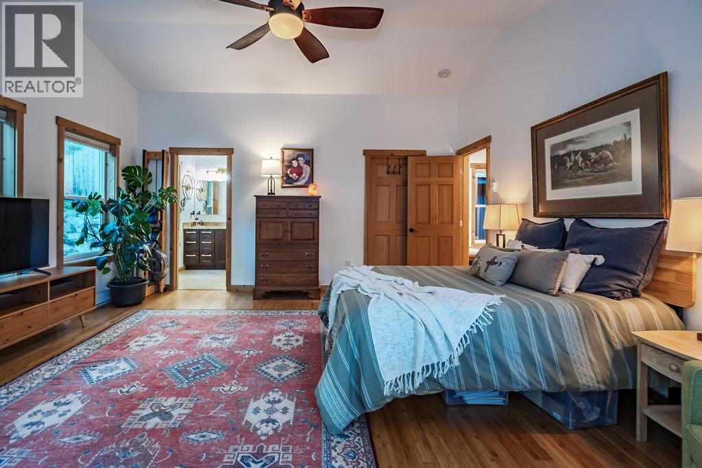 790 & 794 Lewis Road, Harrop, British Columbia  V1L 6P7 - Photo 34 - 10382068