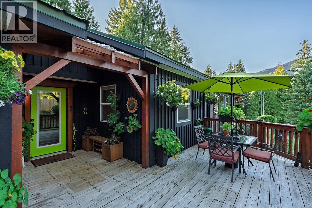 790 & 794 Lewis Road, Harrop, British Columbia  V1L 6P7 - Photo 40 - 10382068