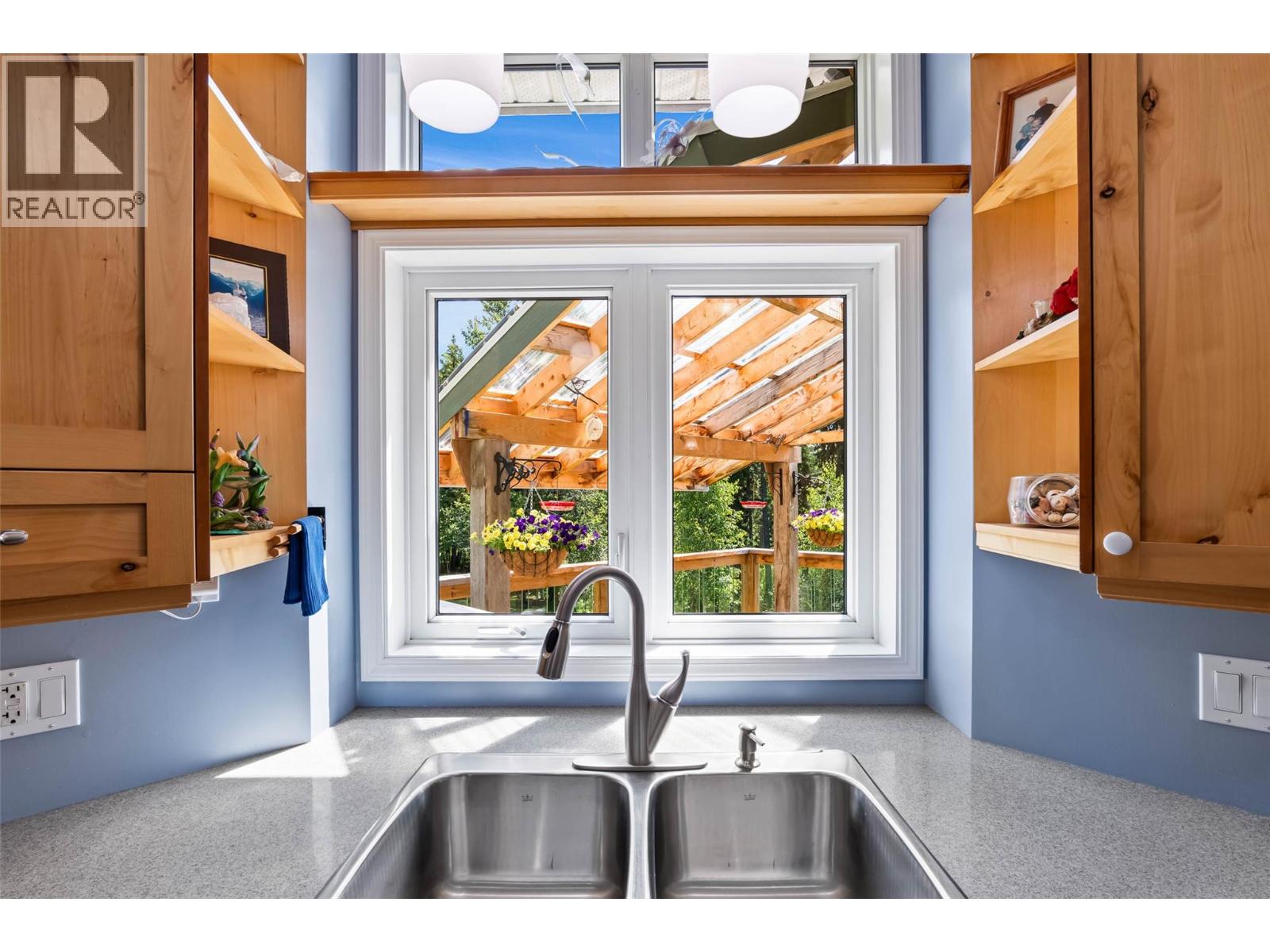 10325 Finlay Road, Kamloops, British Columbia  V0E 1Z1 - Photo 18 - 10380878