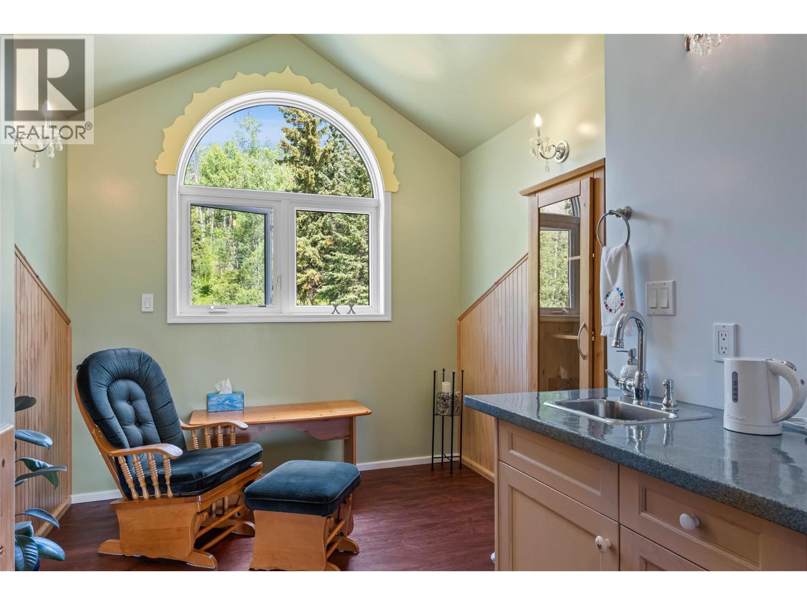 10325 Finlay Road, Kamloops, British Columbia  V0E 1Z1 - Photo 32 - 10380878