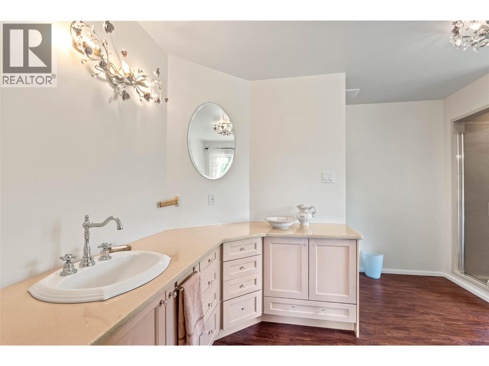 10325 Finlay Road, Kamloops, British Columbia  V0E 1Z1 - Photo 36 - 10380878