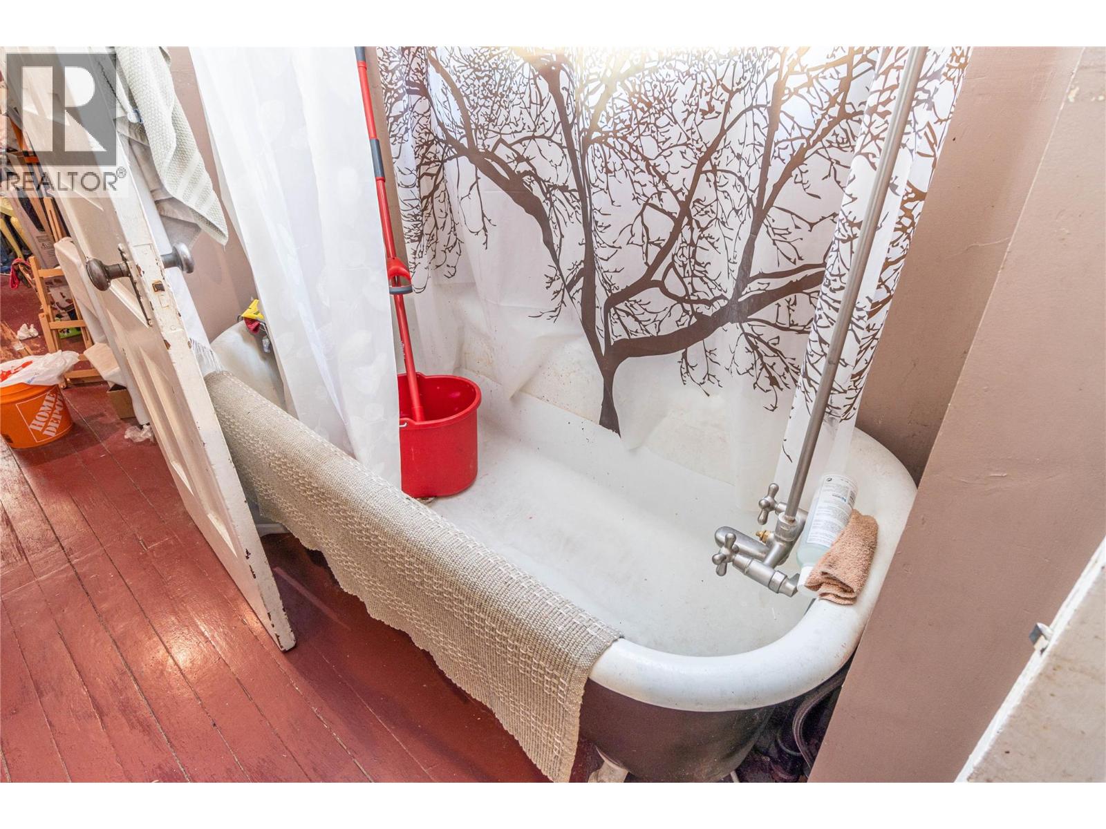 608 St Paul Street, Kamloops, British Columbia  V2C 2K2 - Photo 10 - 10382534