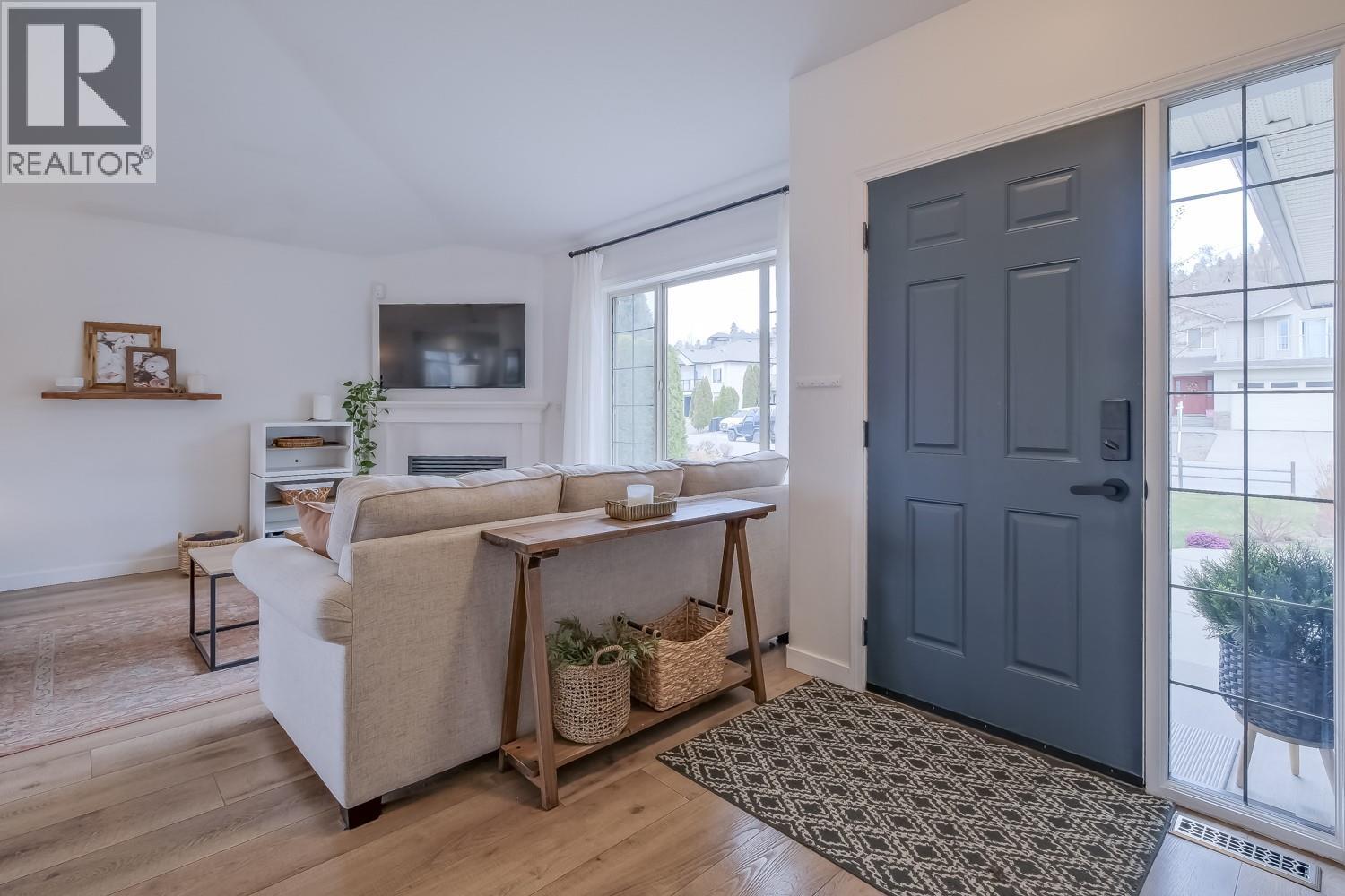 1509 Feedham Avenue, Kelowna, British Columbia  V1P 1N7 - Photo 3 - 10382246