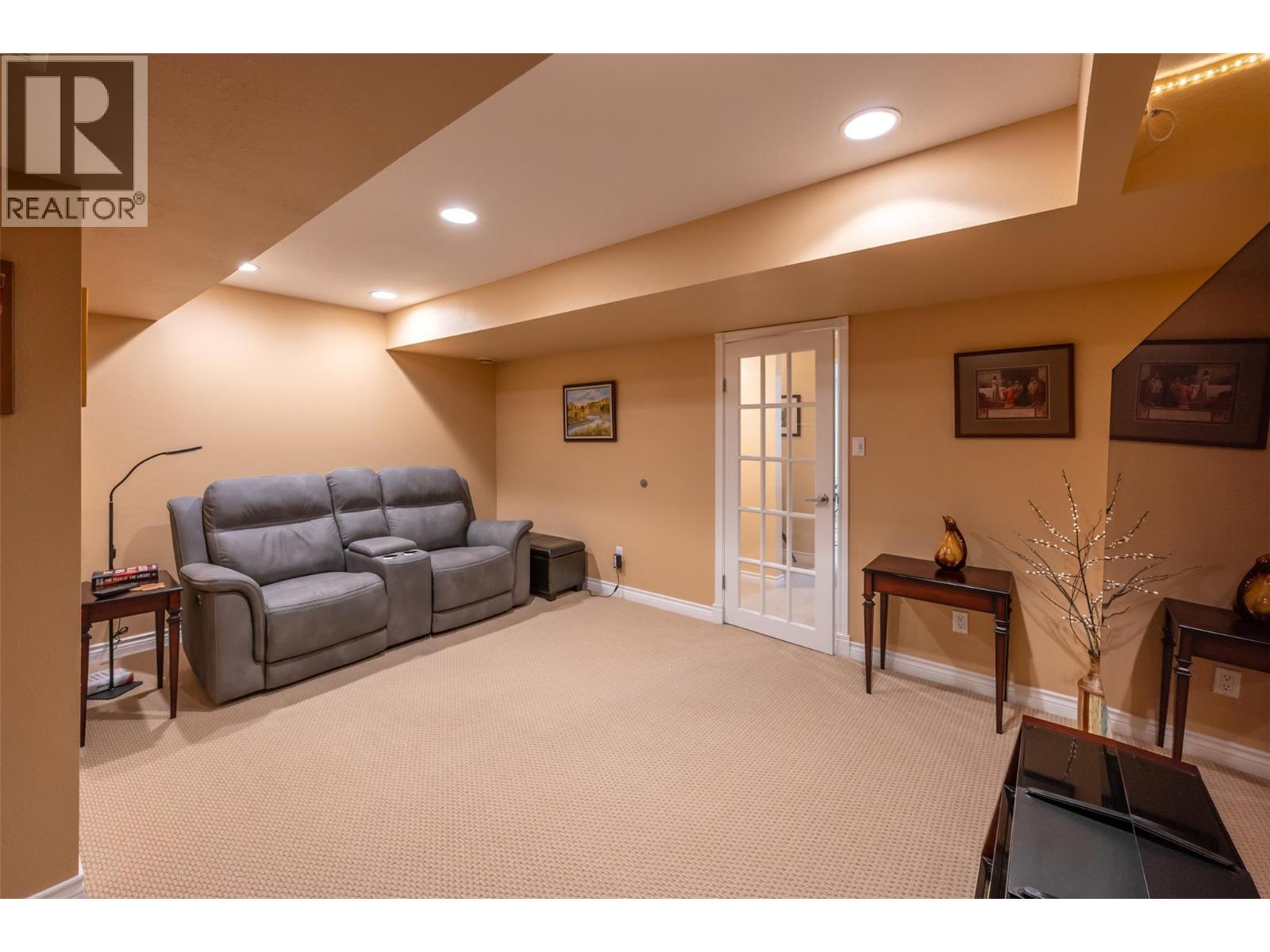 1645 Holden Road, Penticton, British Columbia  V2A 8M9 - Photo 32 - 10382469